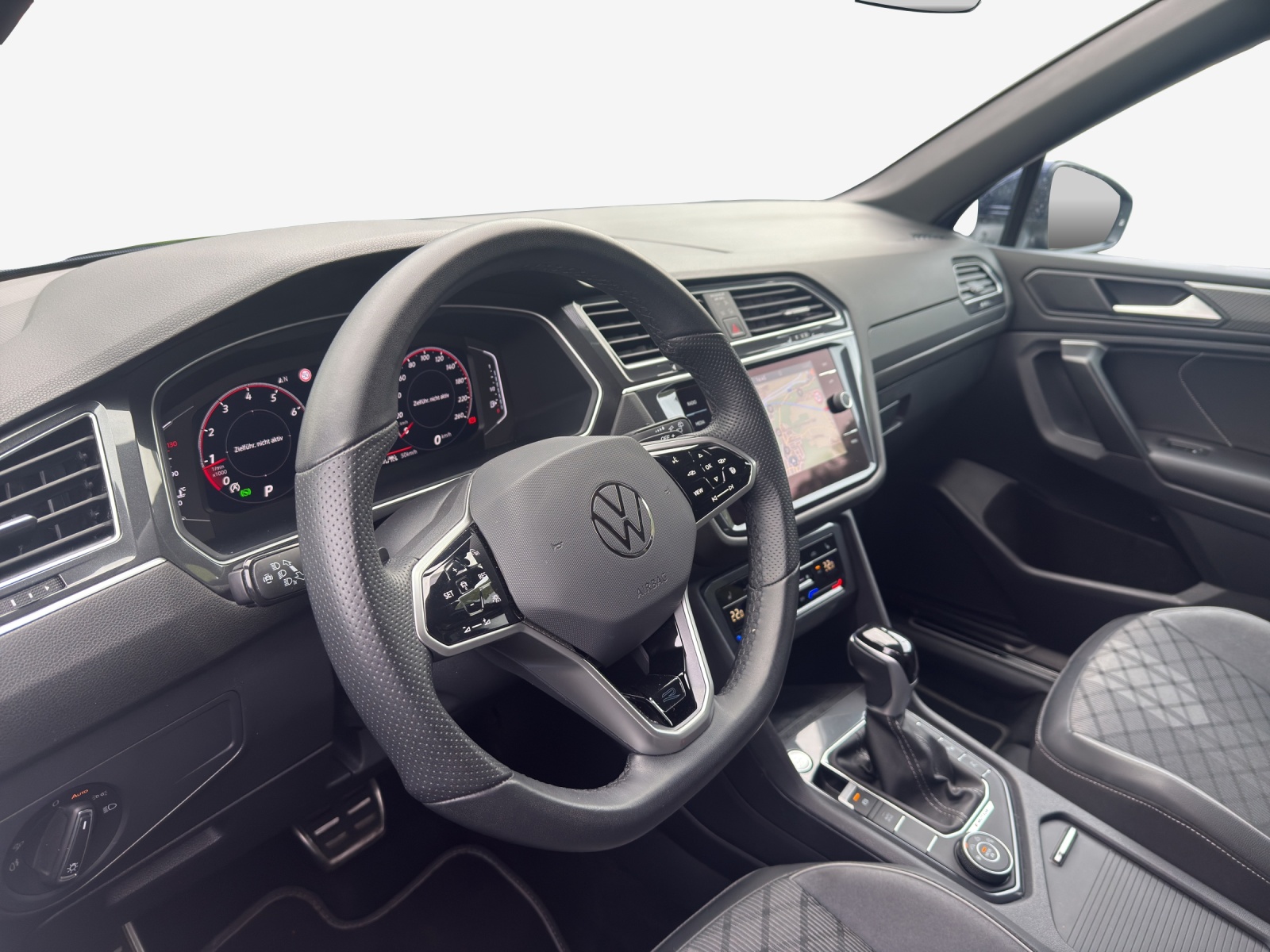 VW Tiguan Allspace 2.0TSI R-Line 4Motion DSG-image-13