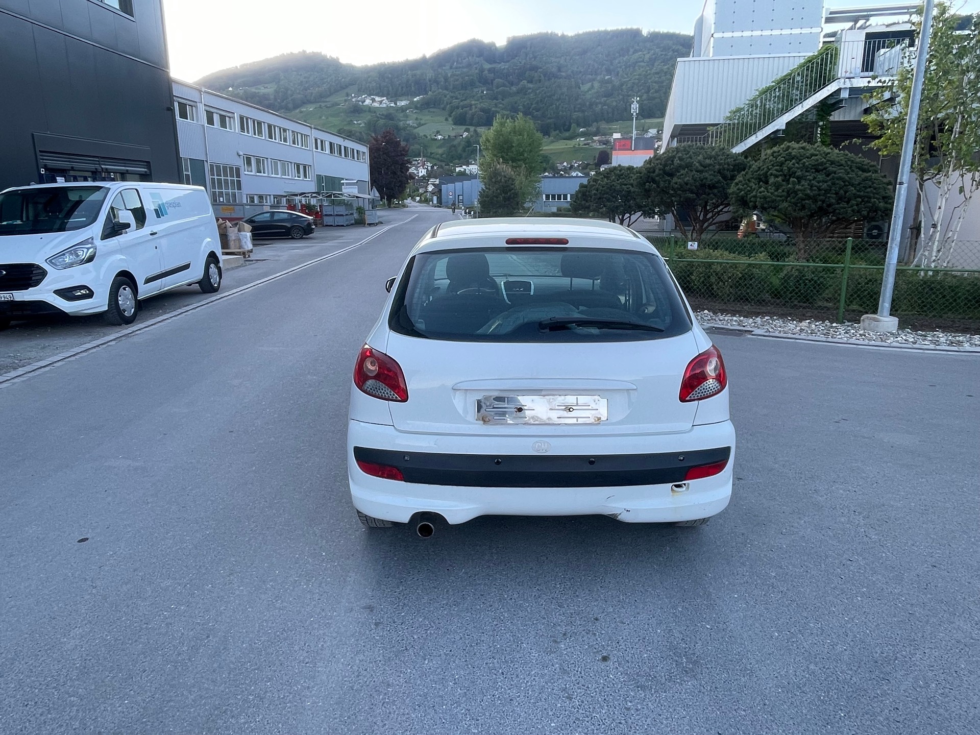 PEUGEOT 206+ 1.4 Trendy-image-3