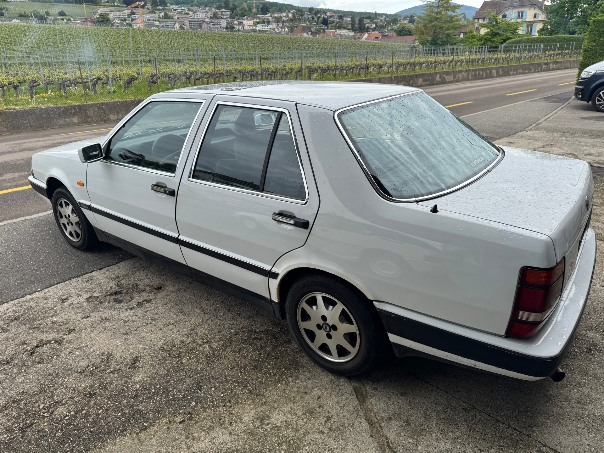 LANCIA Thema 2.0 i.e. Turbo-image-5