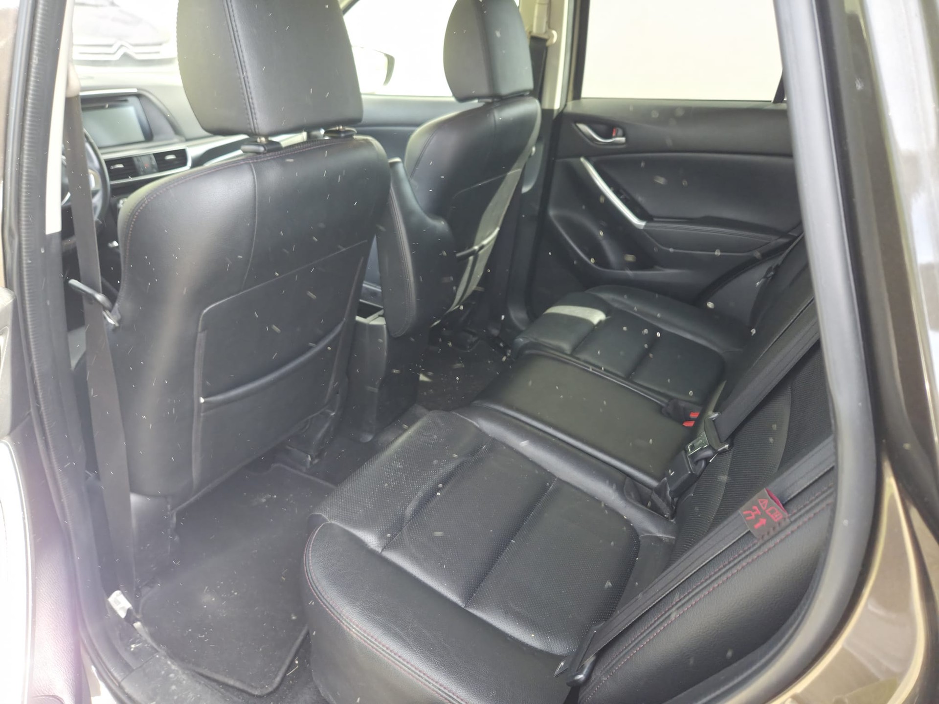 MAZDA CX-5 2.2 D HP Revolution AWD Automatic-image-5