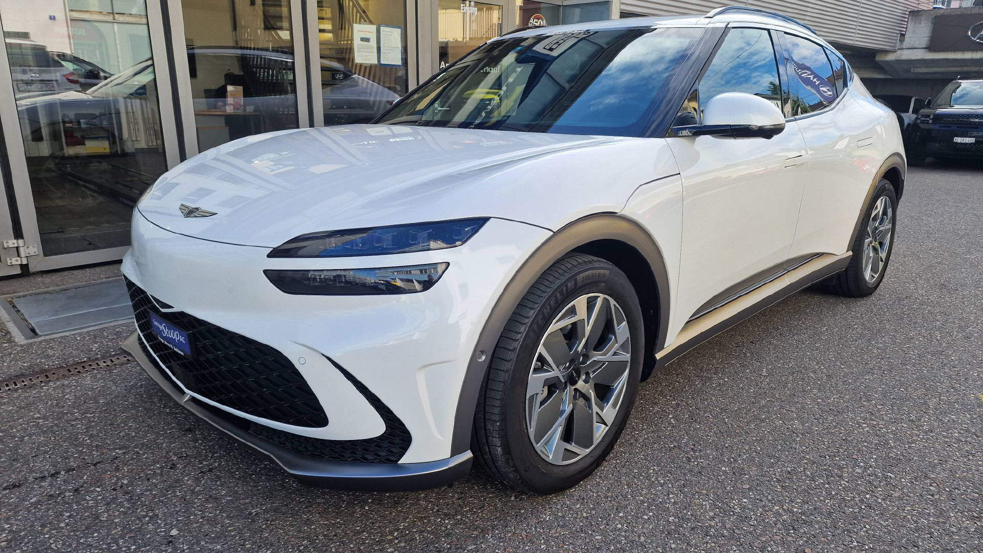 GENESIS GV60 Single Motor Premium-image-0