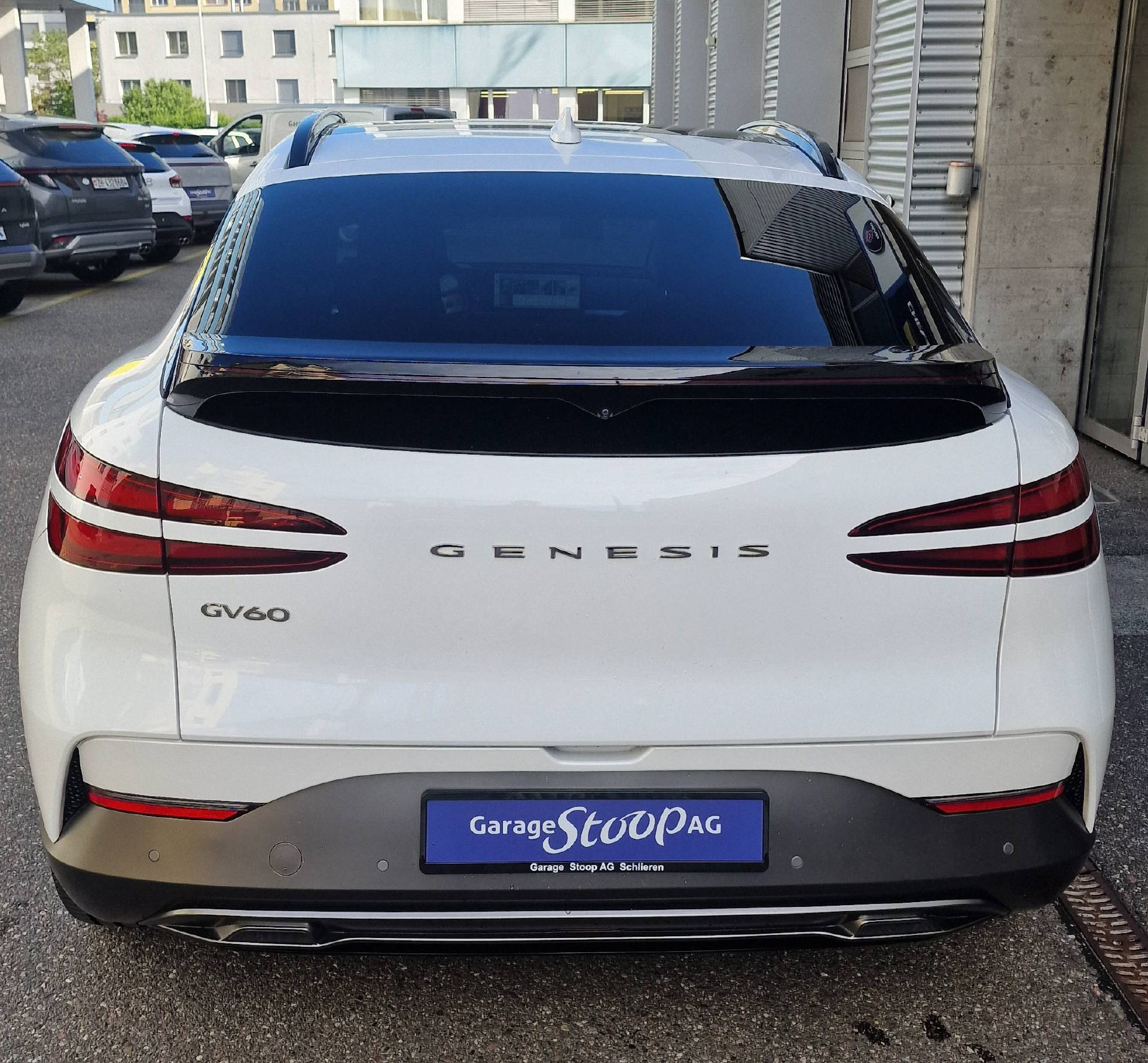 GENESIS GV60 Single Motor Premium-image-3