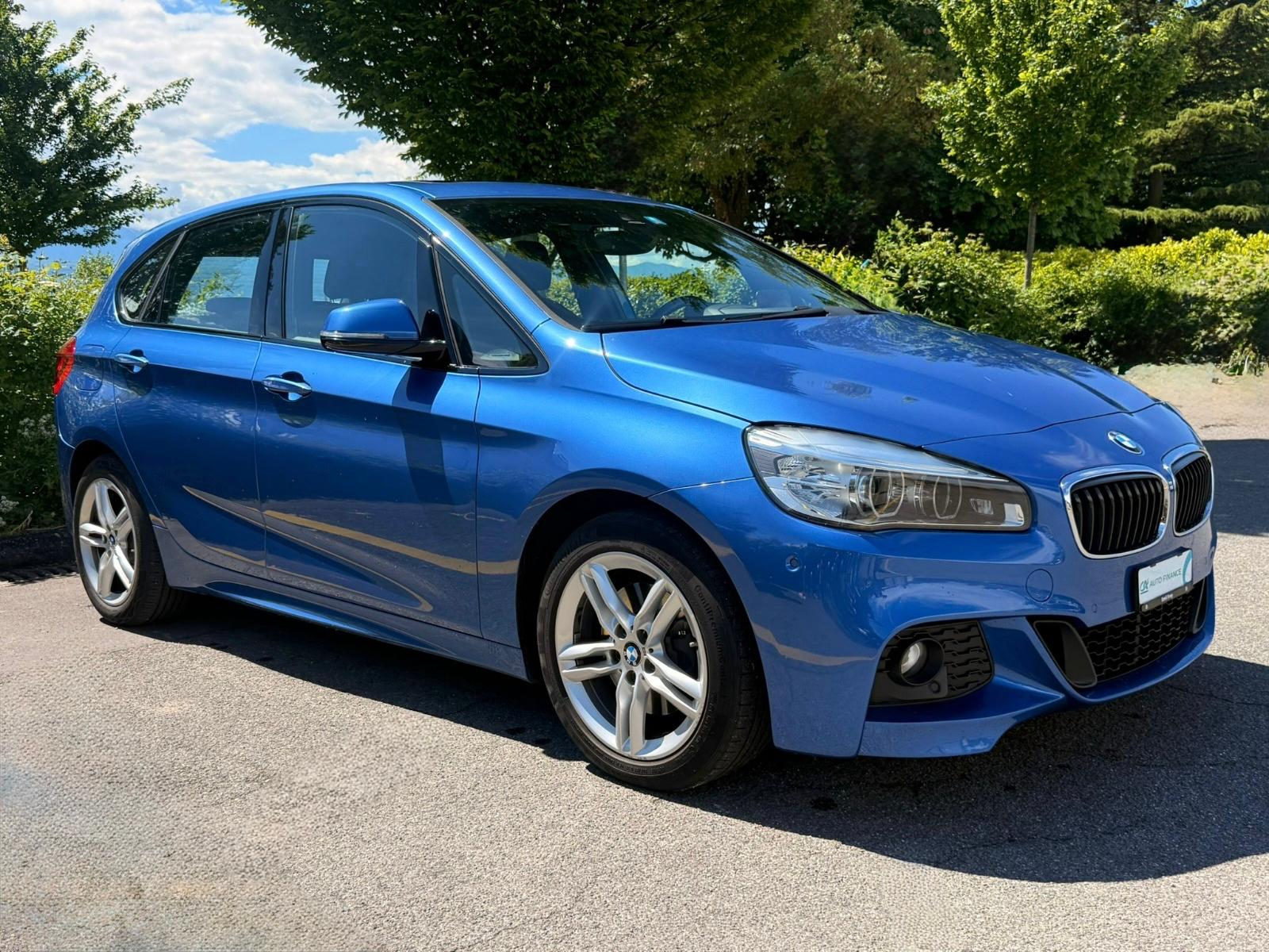 BMW 220i Active Tourer M Sport Line-image-8