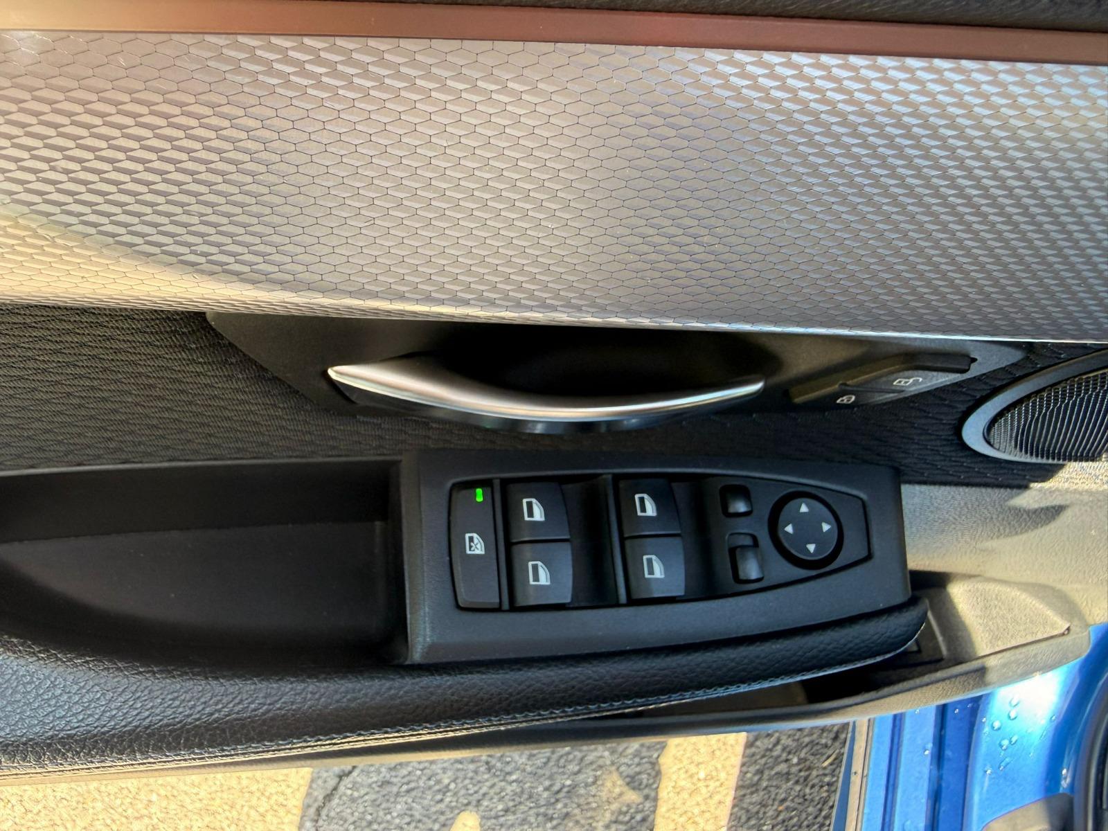 BMW 220i Active Tourer M Sport Line-image-18