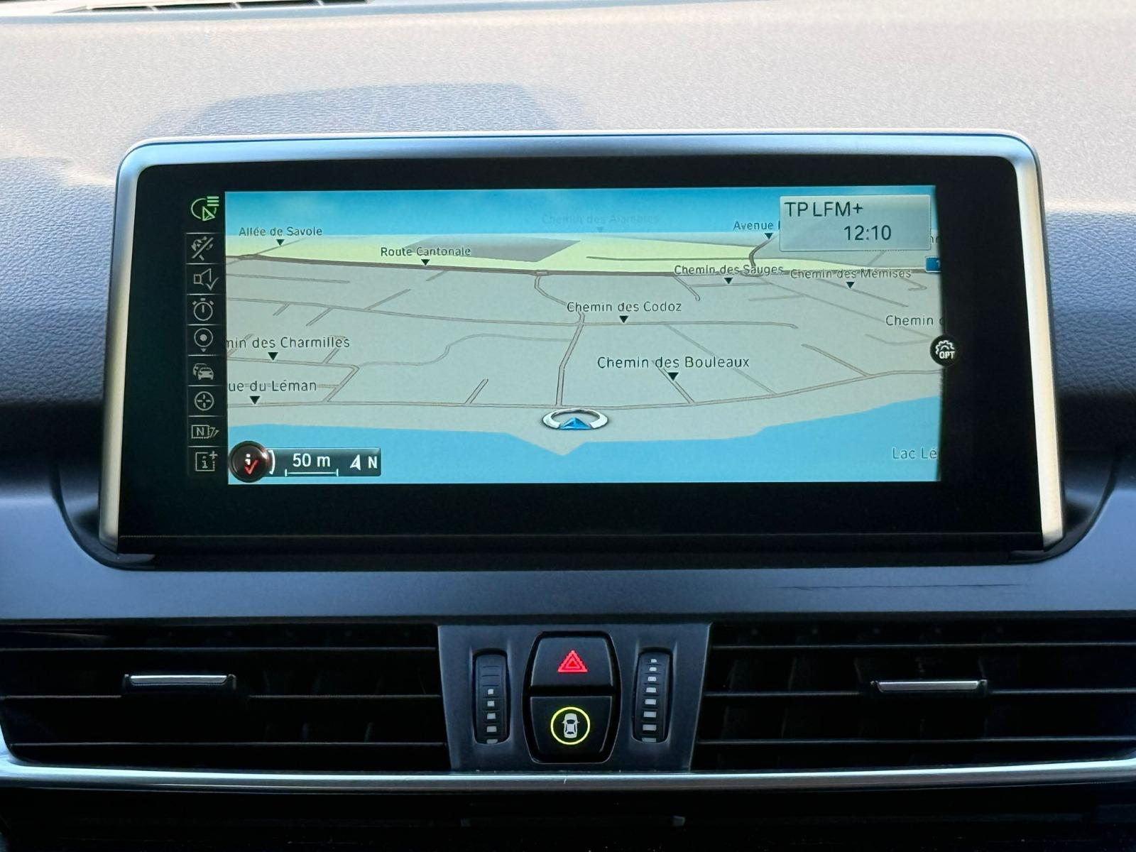 BMW 220i Active Tourer M Sport Line-image-23