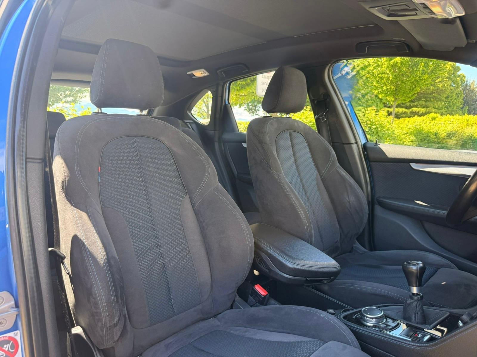 BMW 220i Active Tourer M Sport Line-image-21