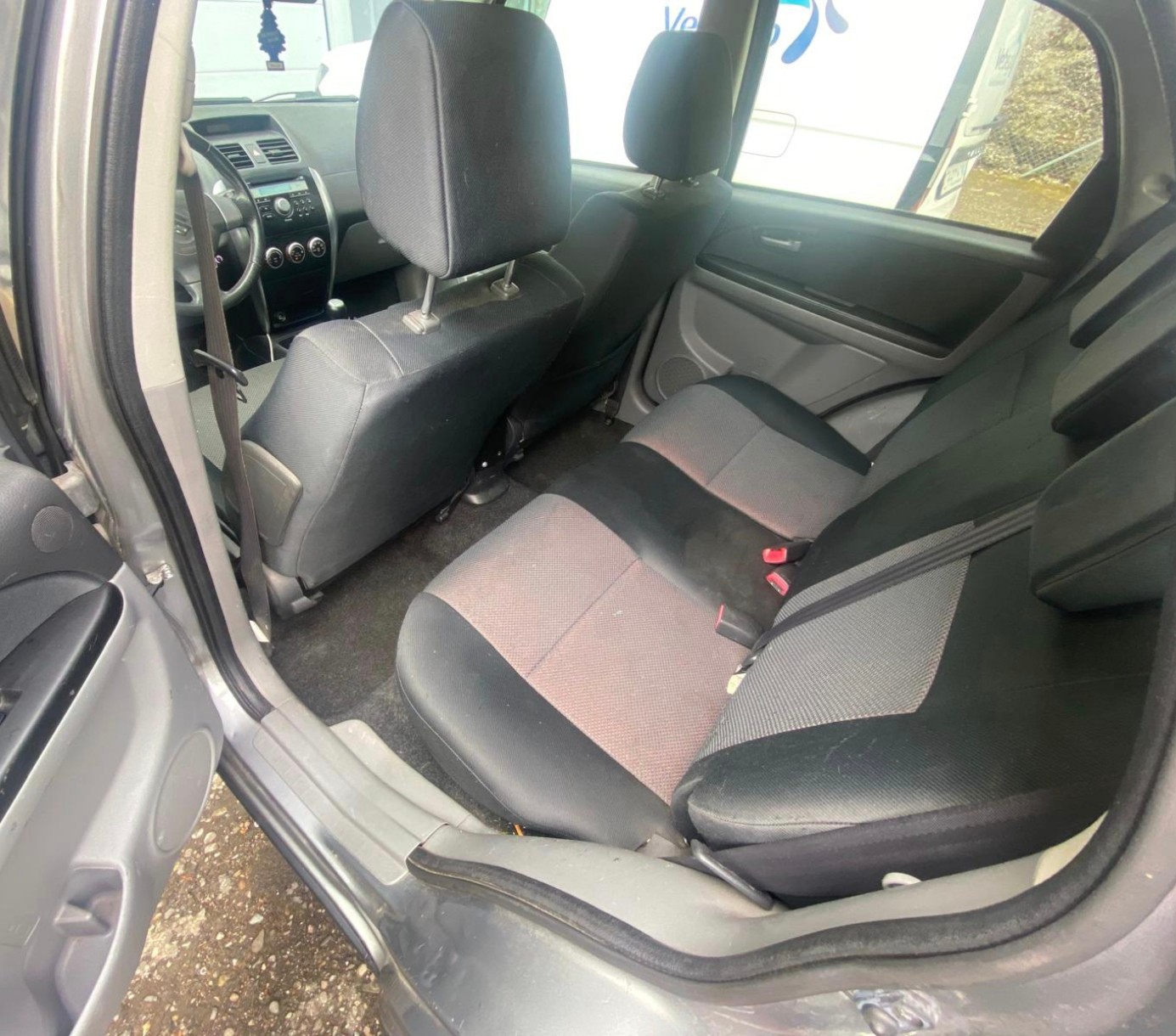 SUZUKI SX4 1.9 TD GL Top 4WD-image-8