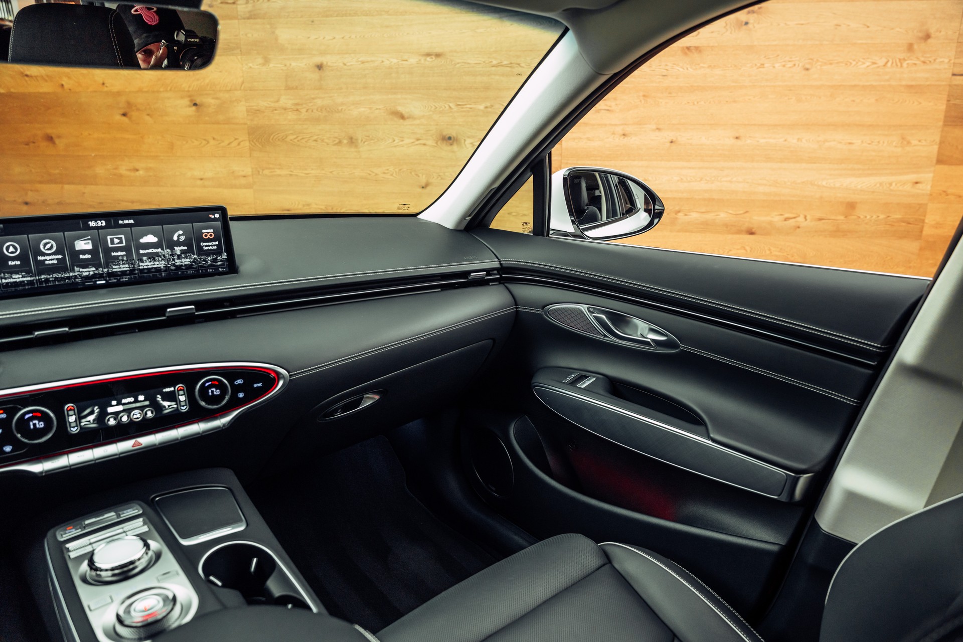 GENESIS GV70 Electrified Sport kWh 77,4 AWD-image-10