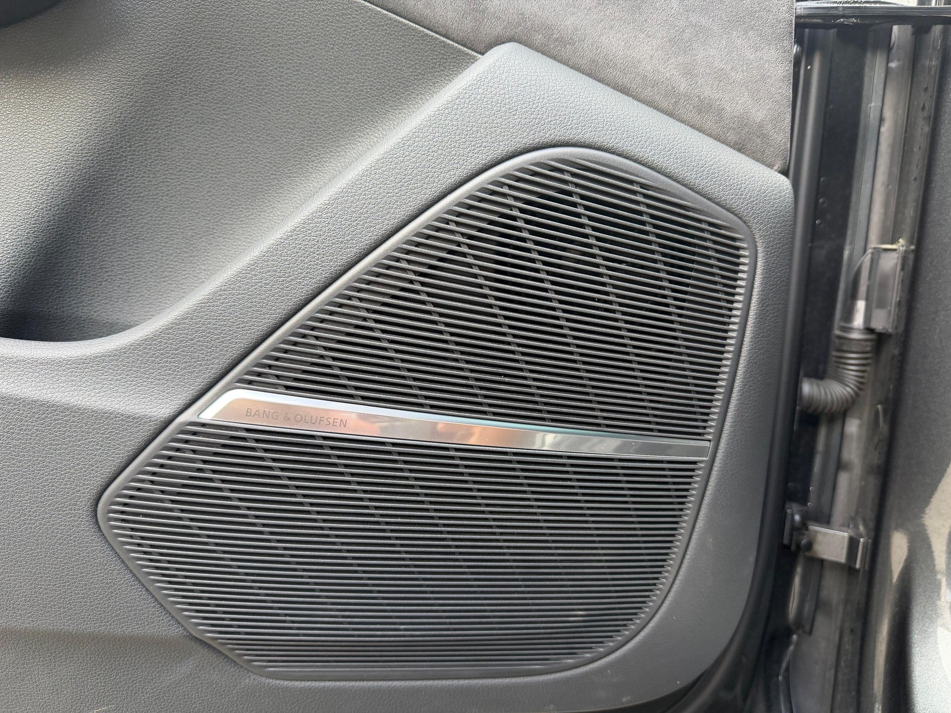 AUDI SQ7 TFSI quattro tiptronic-image-15