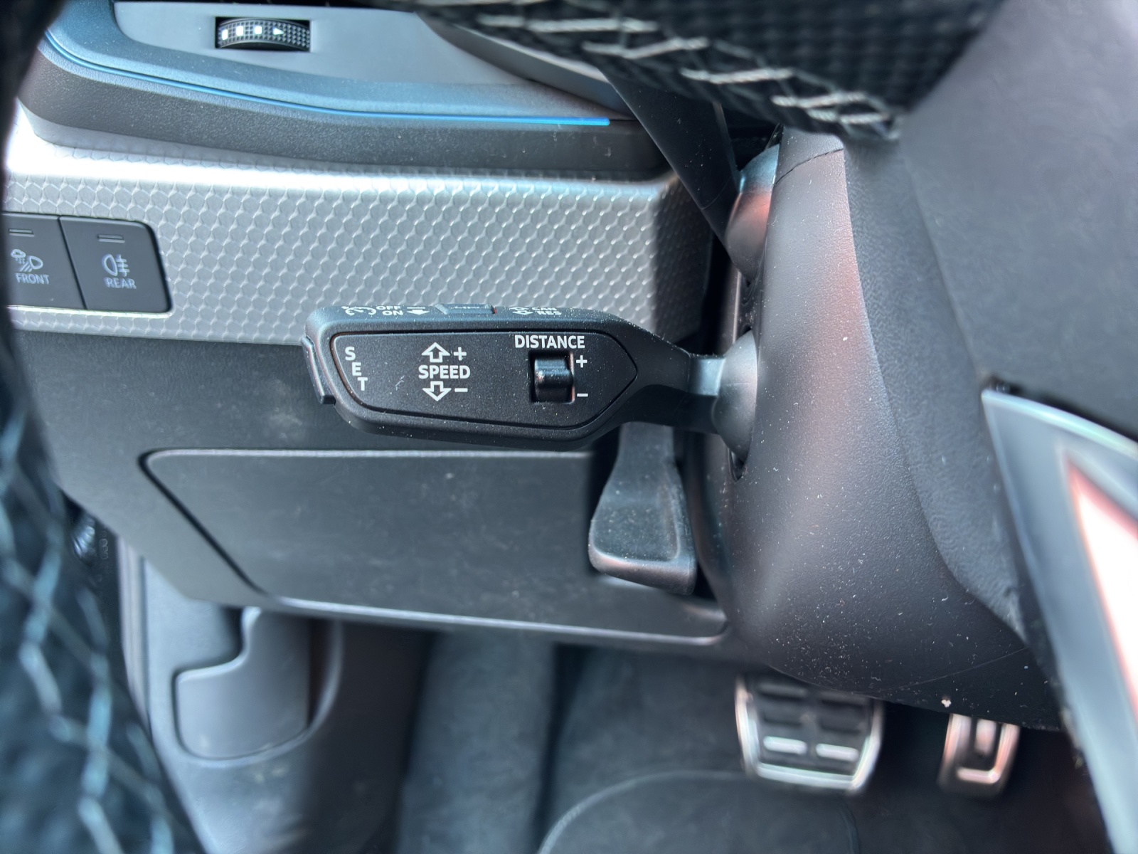 AUDI A1 Sportback 35 TFSI S Line S-tronic-image-13