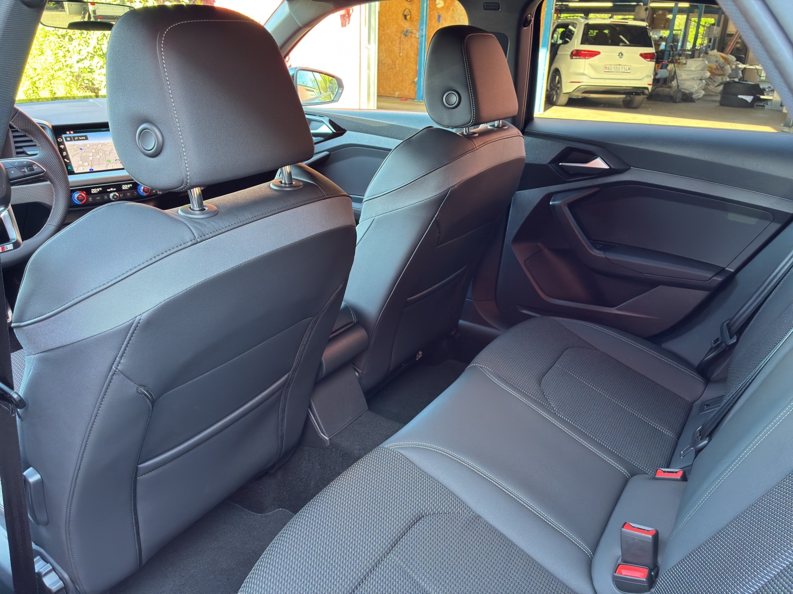 AUDI A1 Sportback 35 TFSI S Line S-tronic-image-16