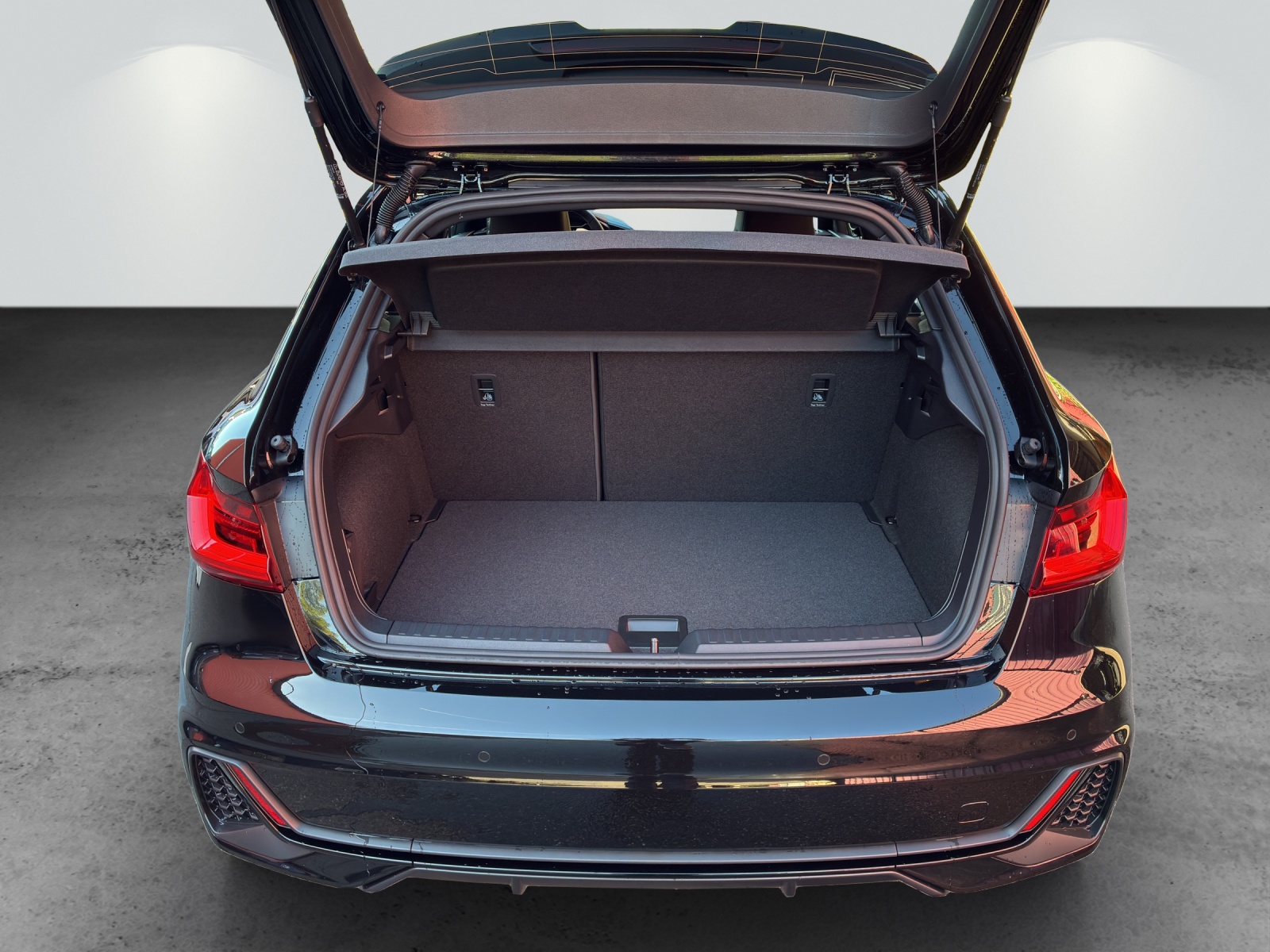 AUDI A1 Sportback 35 TFSI S Line S-tronic-image-9