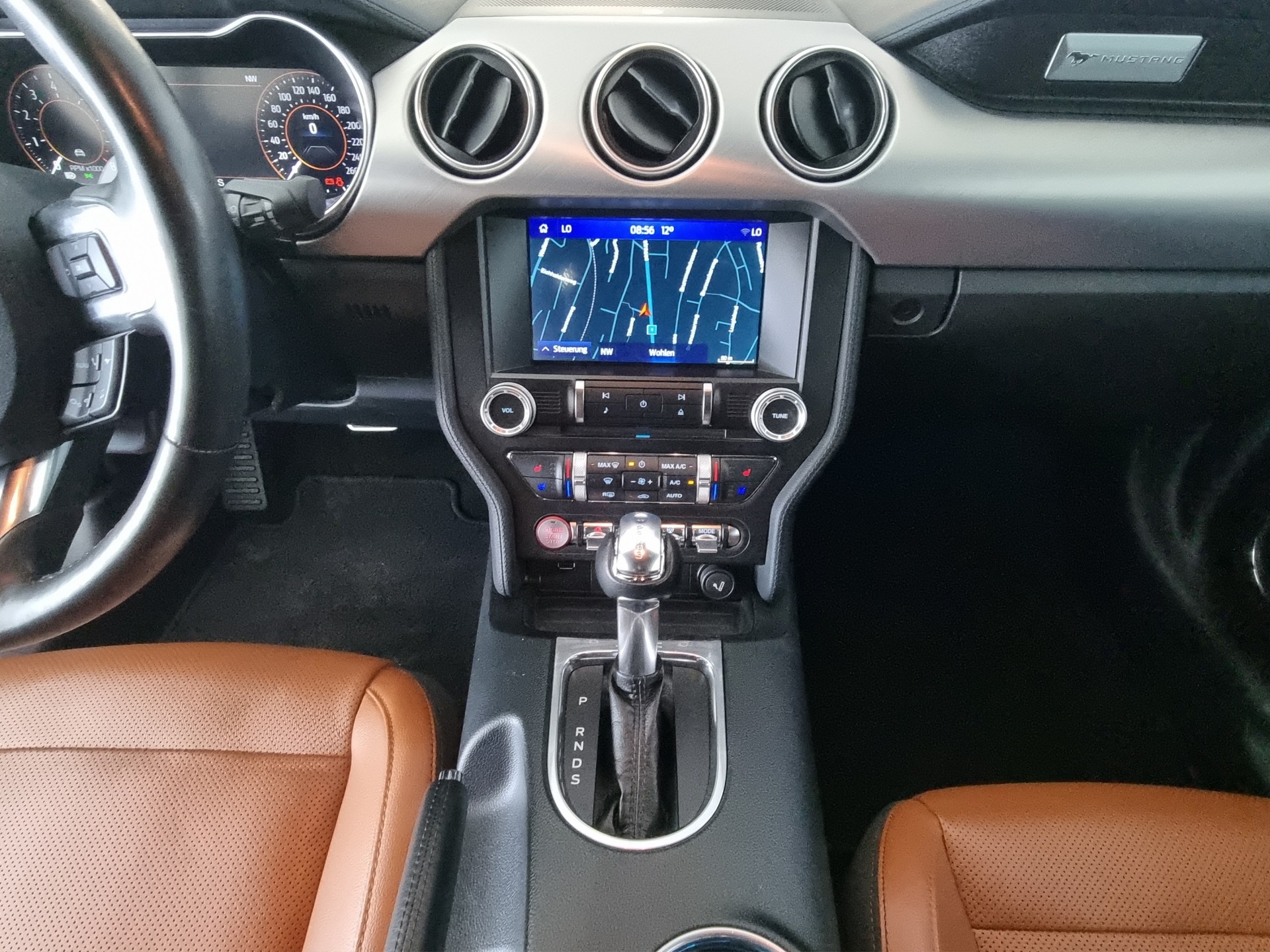 FORD Mustang 5.0 GT V8 Cabrio-image-9