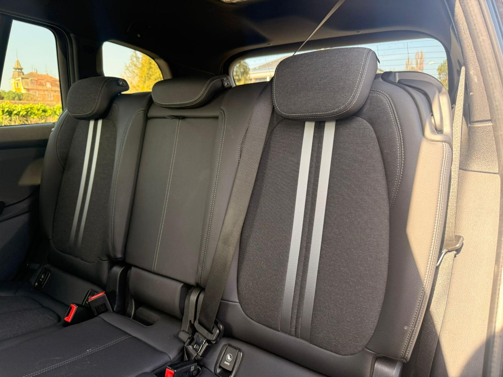 BMW 220d xDrive Gran Tourer Steptronic M Sport *** 7 Places ***-image-11