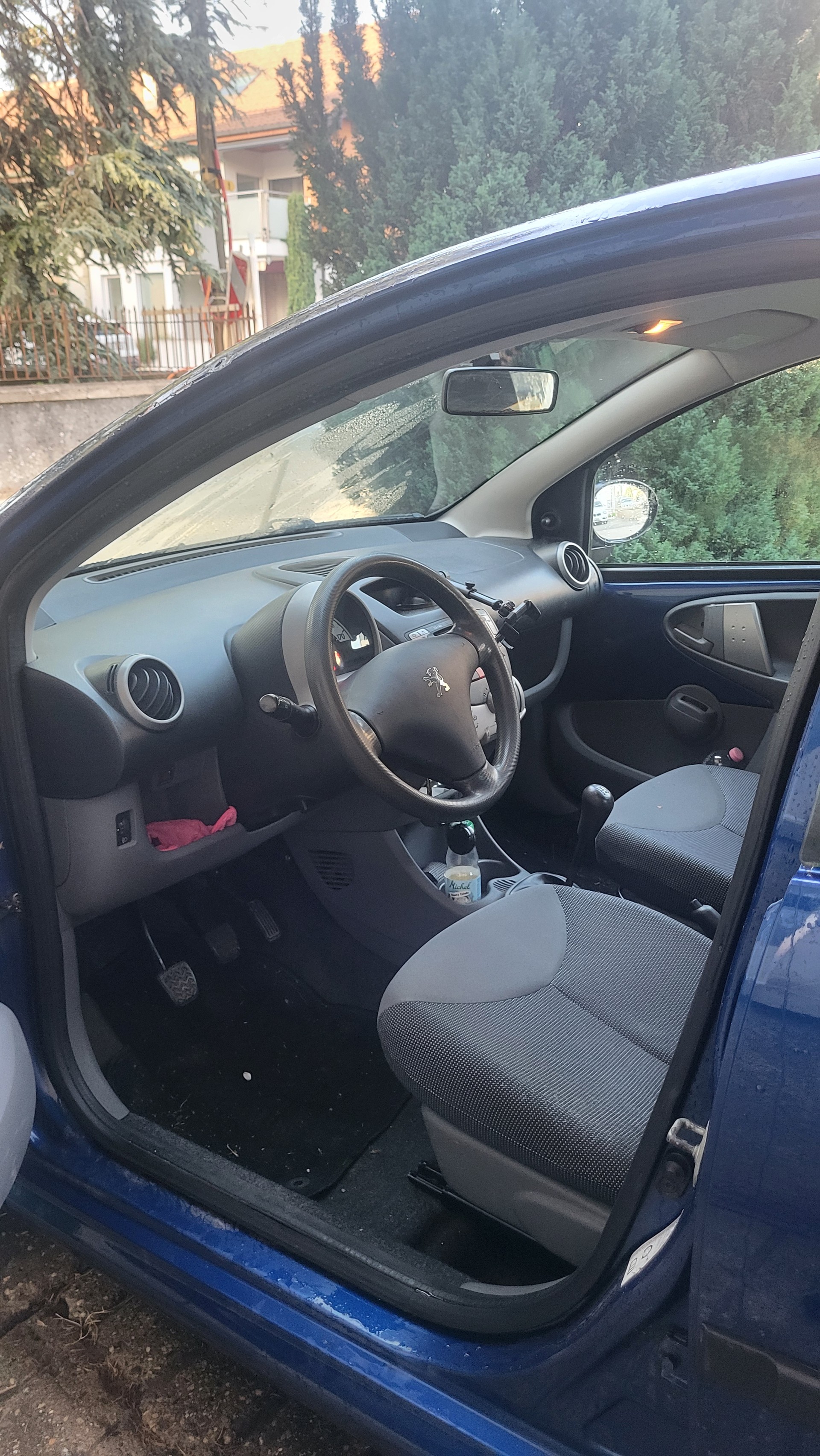 PEUGEOT 1.0 Urban-image-2