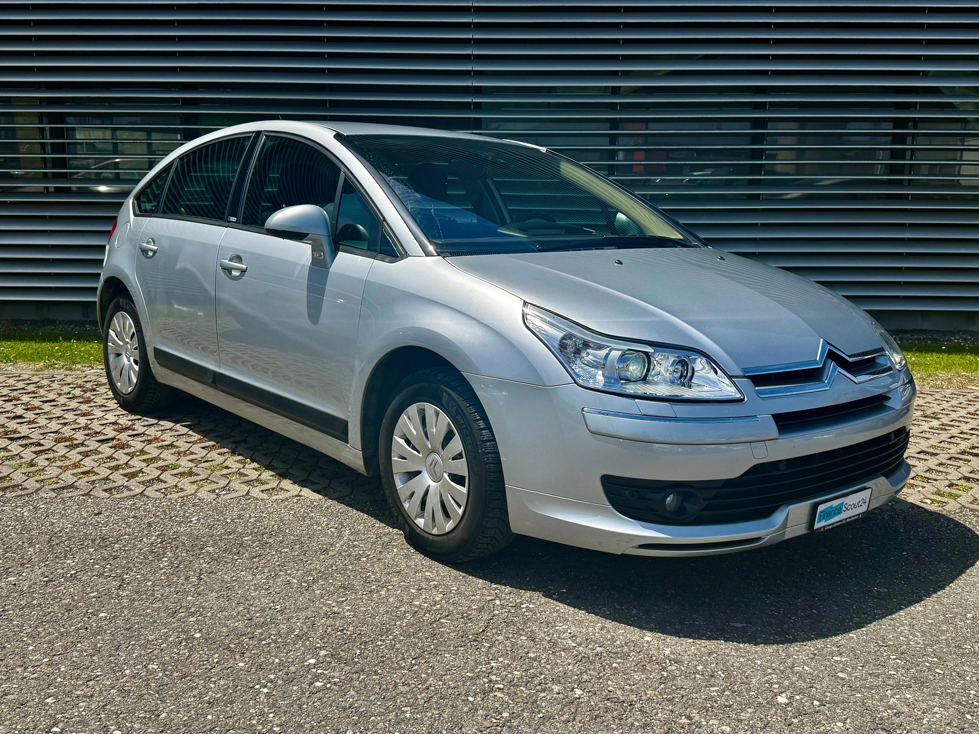 CITROEN C4 Berline 2.0i 16V Exclusive Automatic