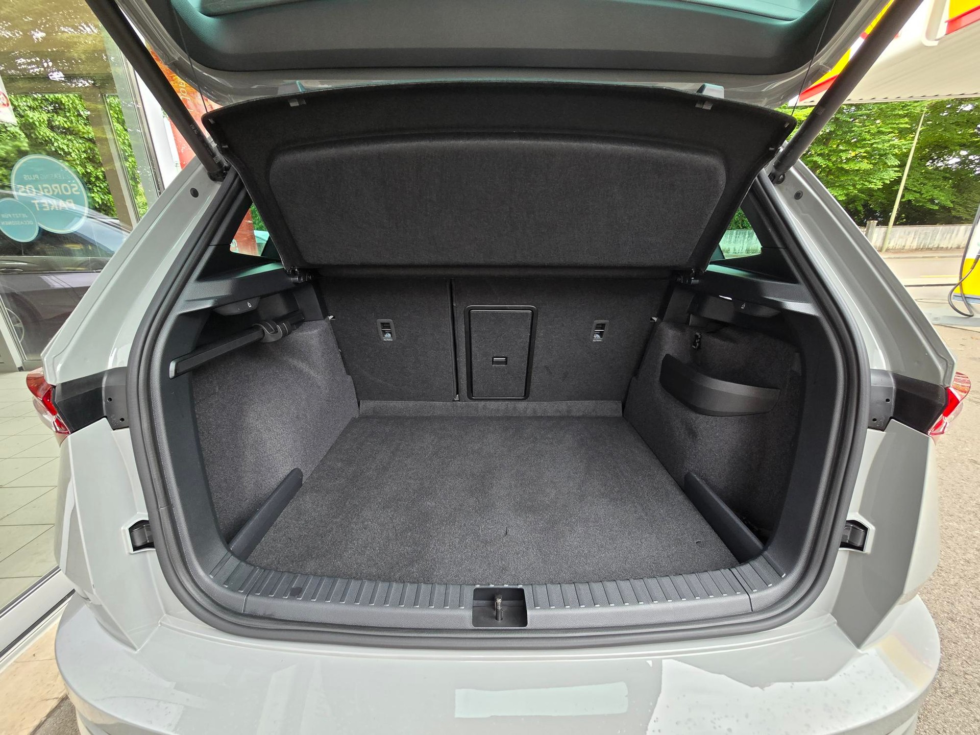 SKODA Karoq 2.0 TSI SportLine 4x4 DSG-image-18