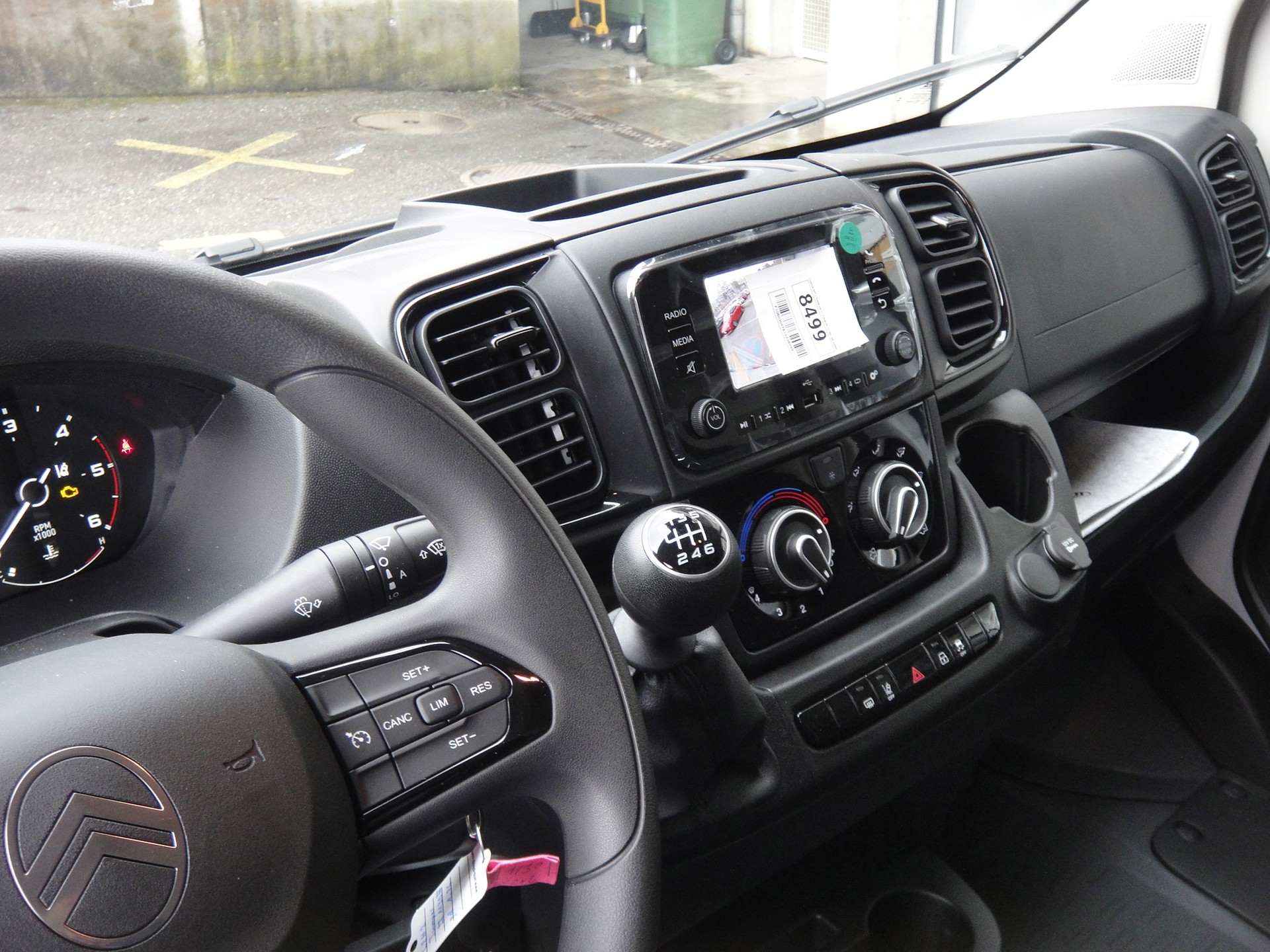 CITROEN Jumper 35 2.2 BlueHDi 140 L2H2-image-5