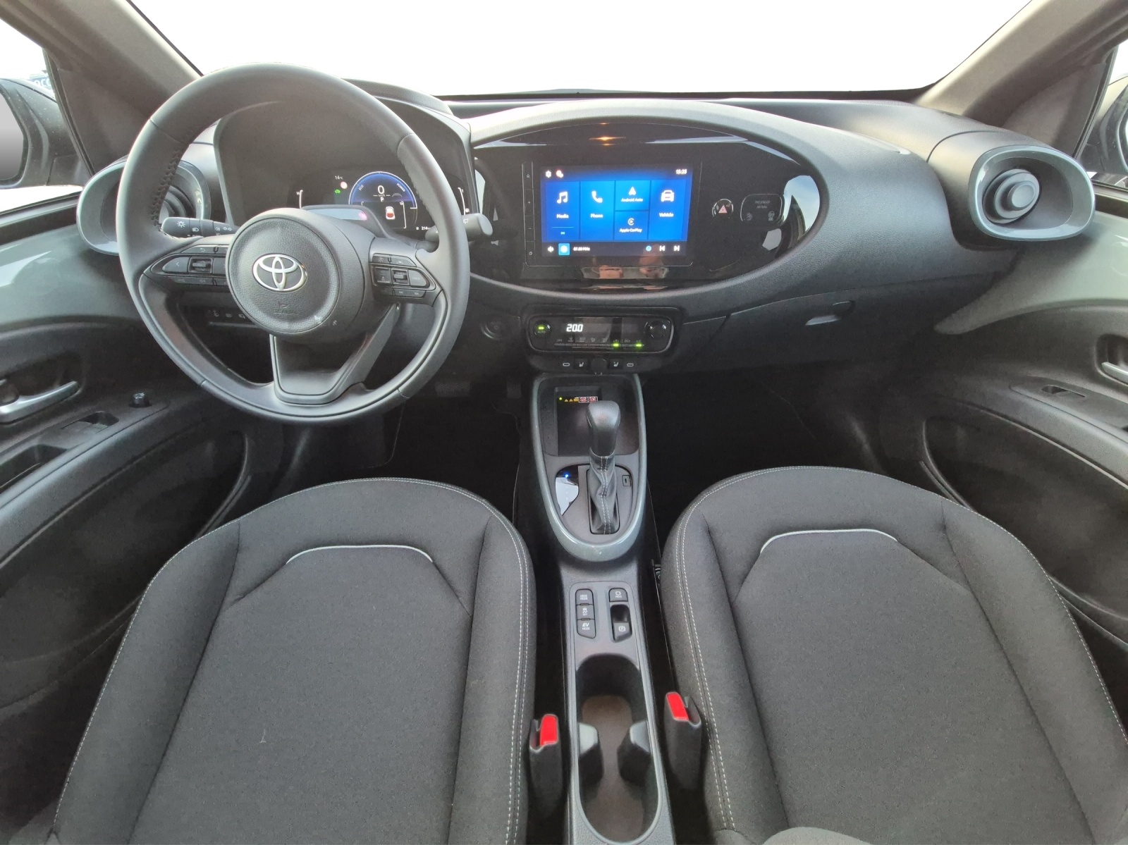 TOYOTA Aygo X 1.5 VVT-i HSD Trend-image-6