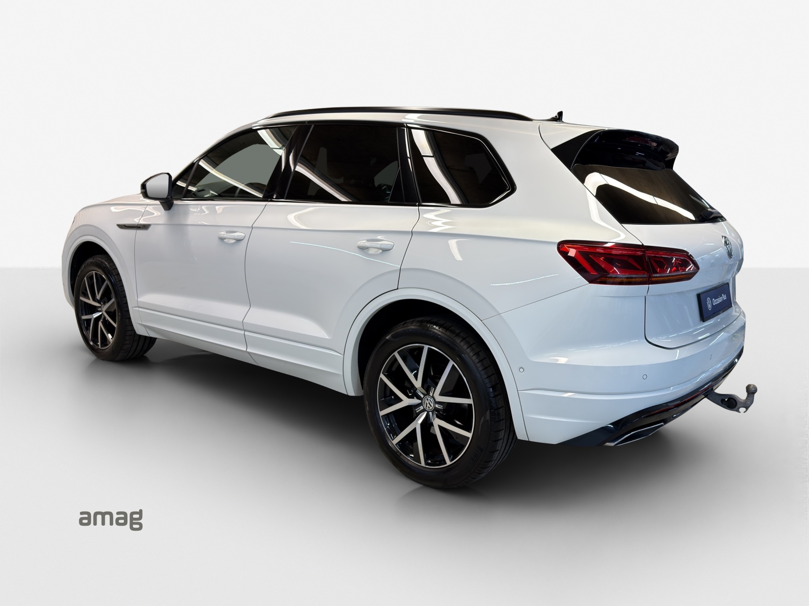 VW Touareg 3.0 TDI R Line Tiptronic-image-2