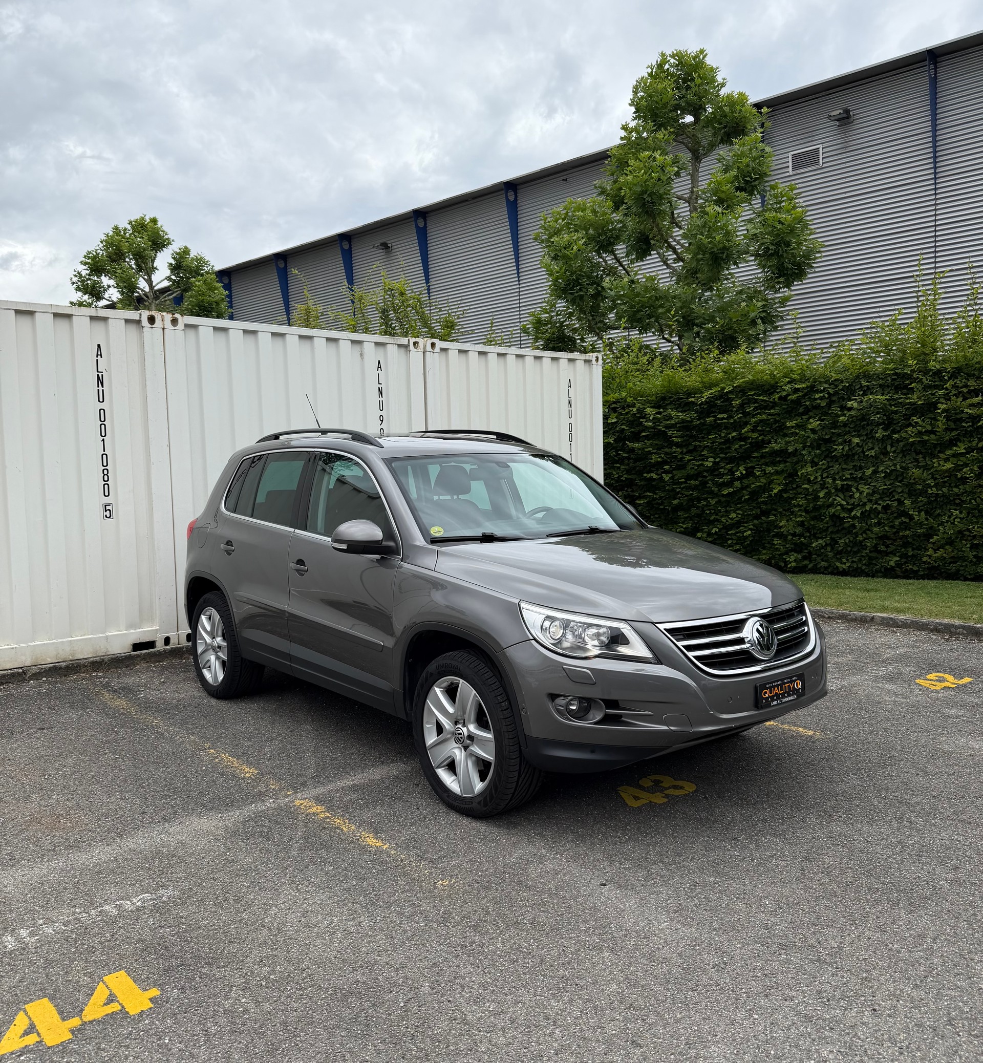 VW Tiguan 2.0 TSI Track&Field Tiptronic-image-0