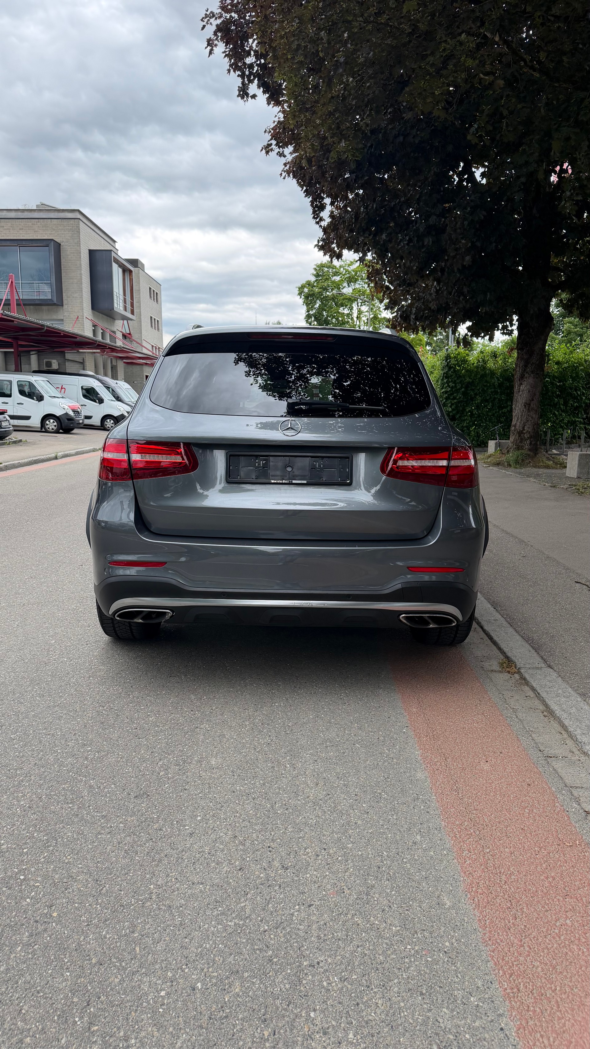 MERCEDES-BENZ GLC 43 AMG 4Matic 9G-Tronic-image-5
