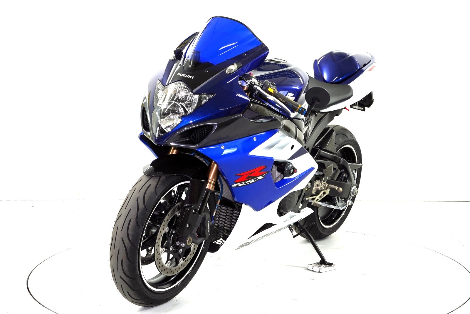 SUZUKI GSX-R 1000-showroom-element-2