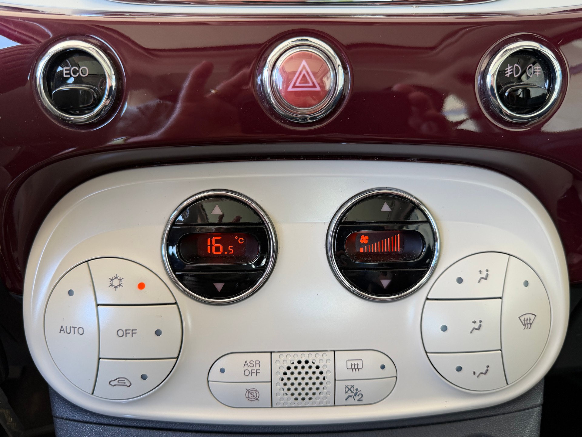FIAT 500 0.9 Twinair Pop Star-image-18