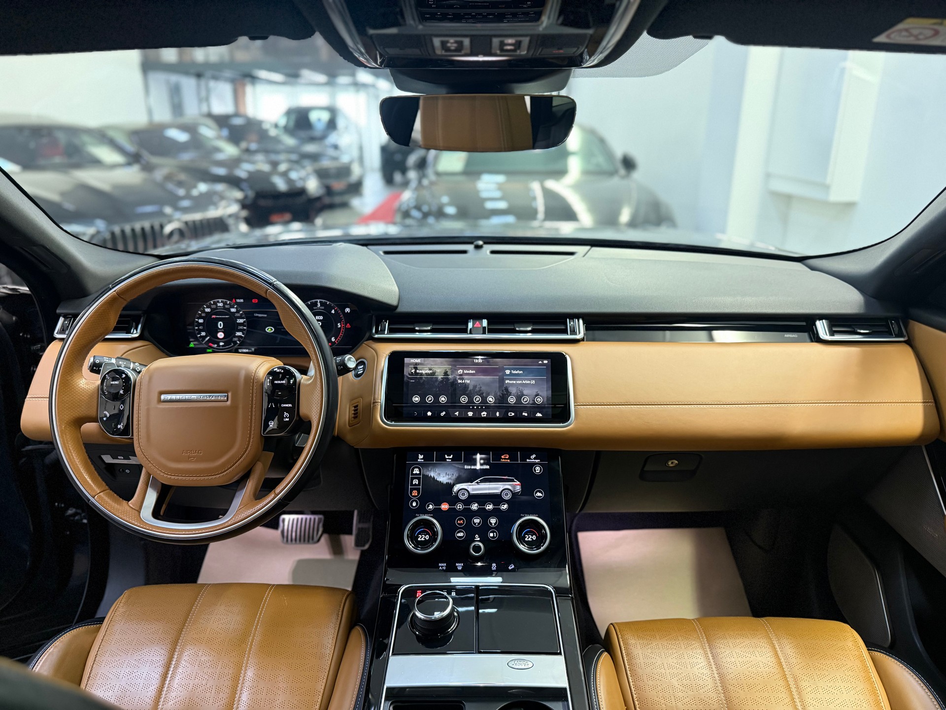 LAND ROVER Range Rover Velar R-Dynamic D 300 S Automatic-image-10