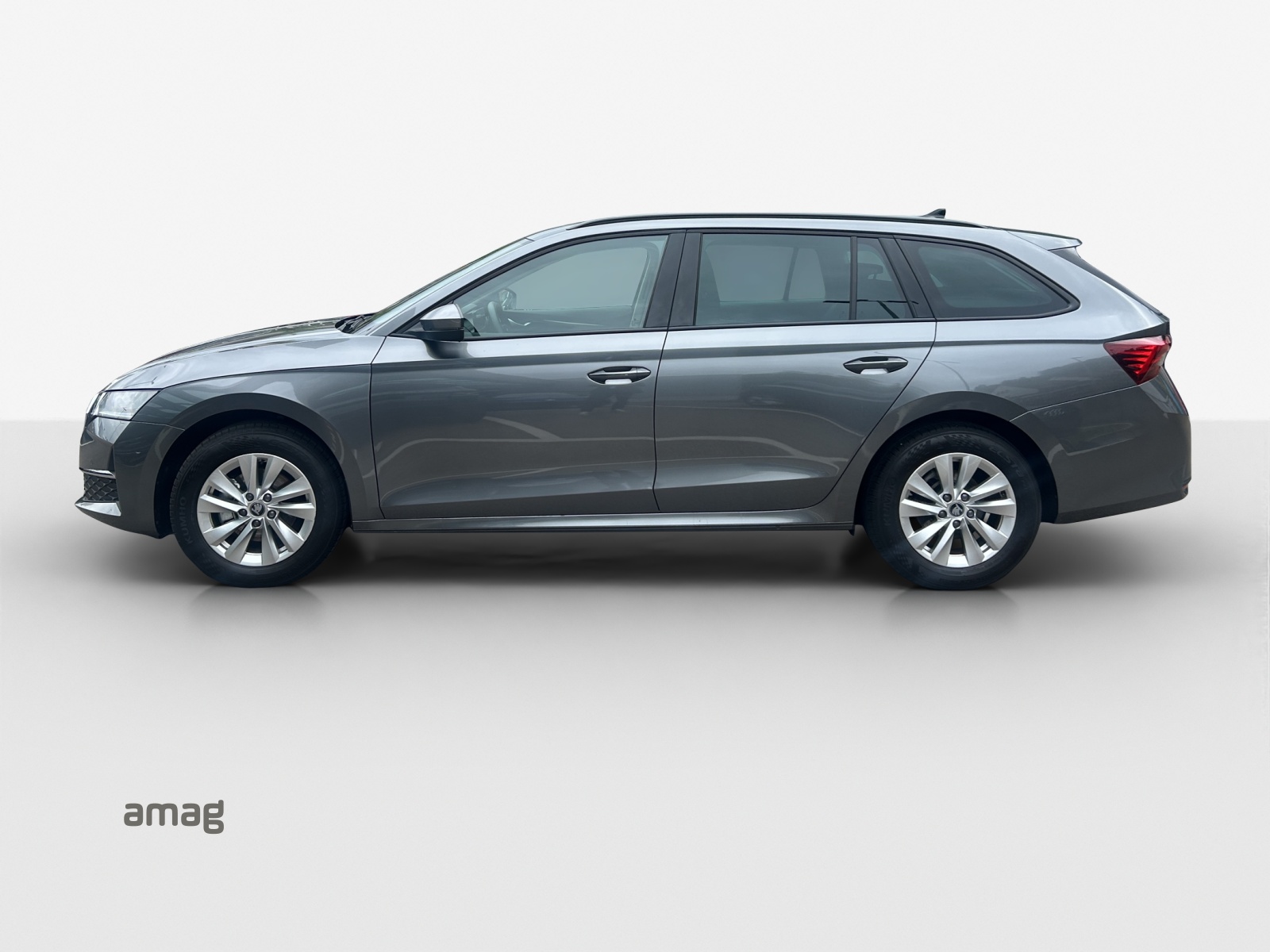 SKODA Octavia Combi 1.5 TSI mHEV DSG Dynamic-image-1