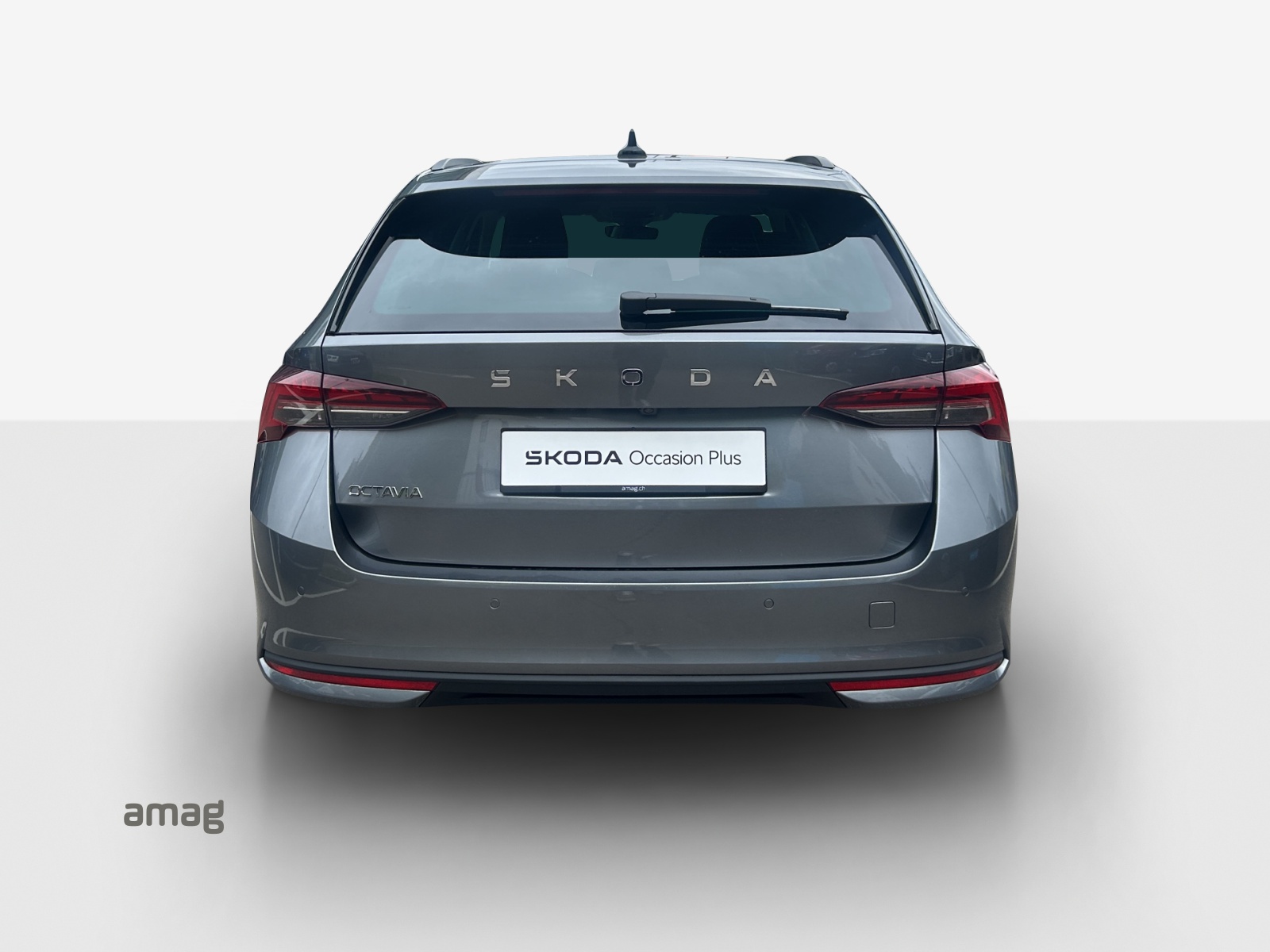 SKODA Octavia Combi 1.5 TSI mHEV DSG Dynamic-image-3