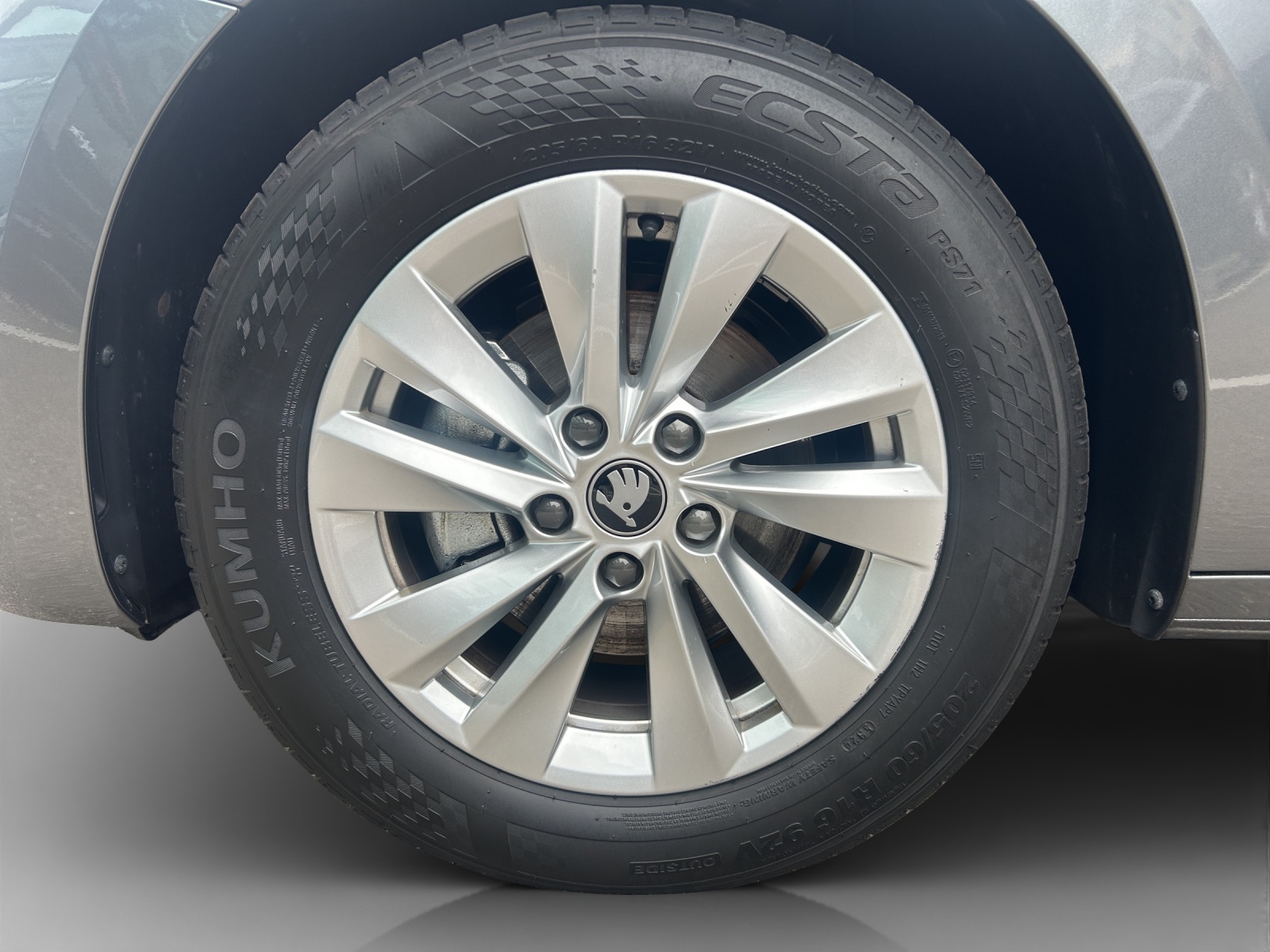 SKODA Octavia Combi 1.5 TSI mHEV DSG Dynamic-image-13