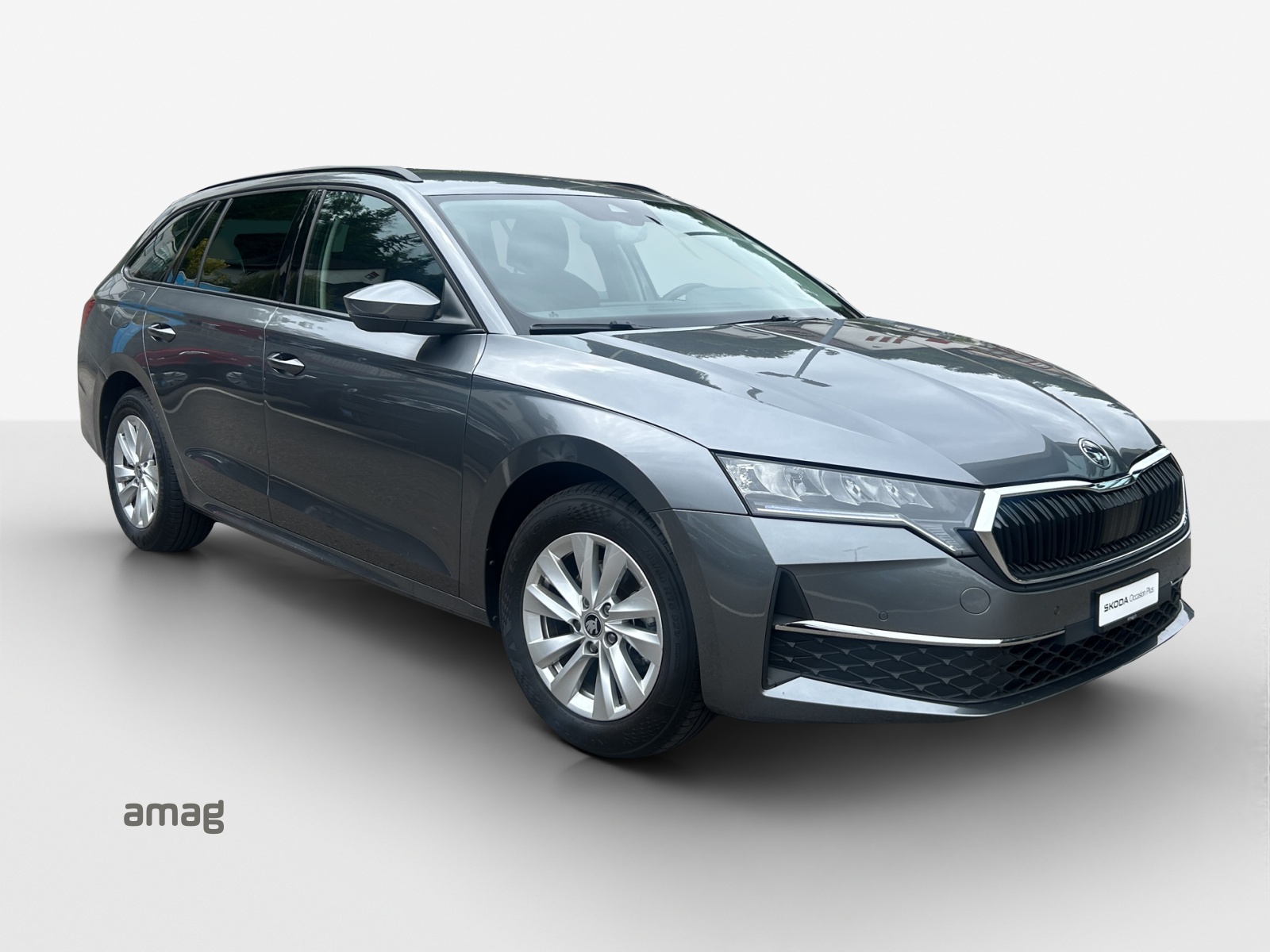 SKODA Octavia Combi 1.5 TSI mHEV DSG Dynamic-image-5