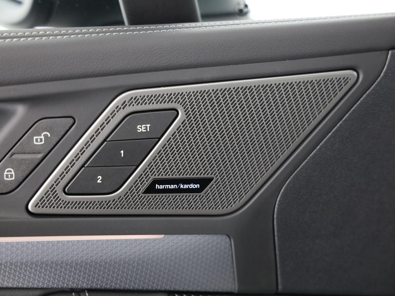 BMW 230e xDrive paddles Active Tourer-image-11