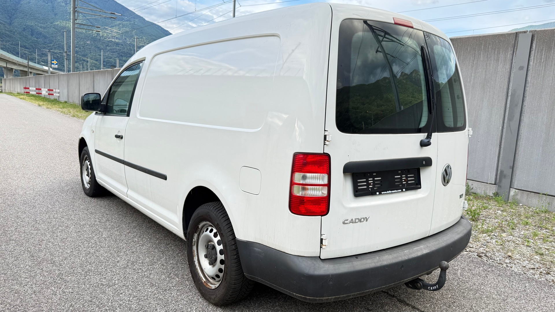 VW Caddy Maxi 1.6 TDI DSG-image-4