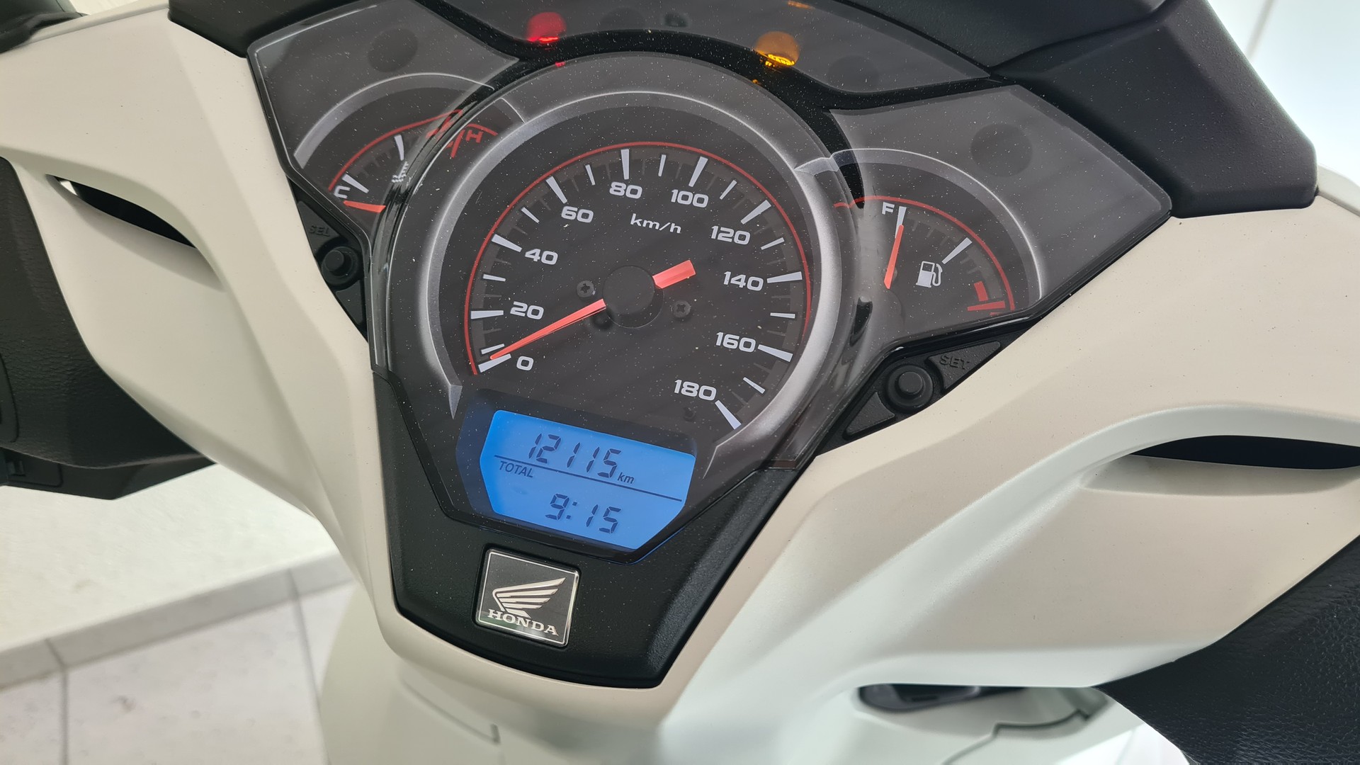 HONDA SH 300 i ABS-image-12