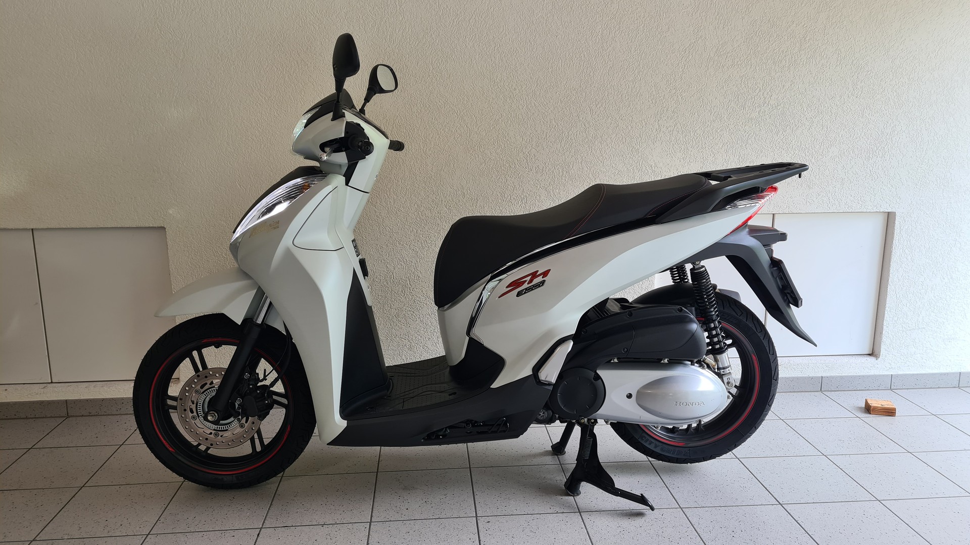 HONDA SH 300 i ABS-image-3