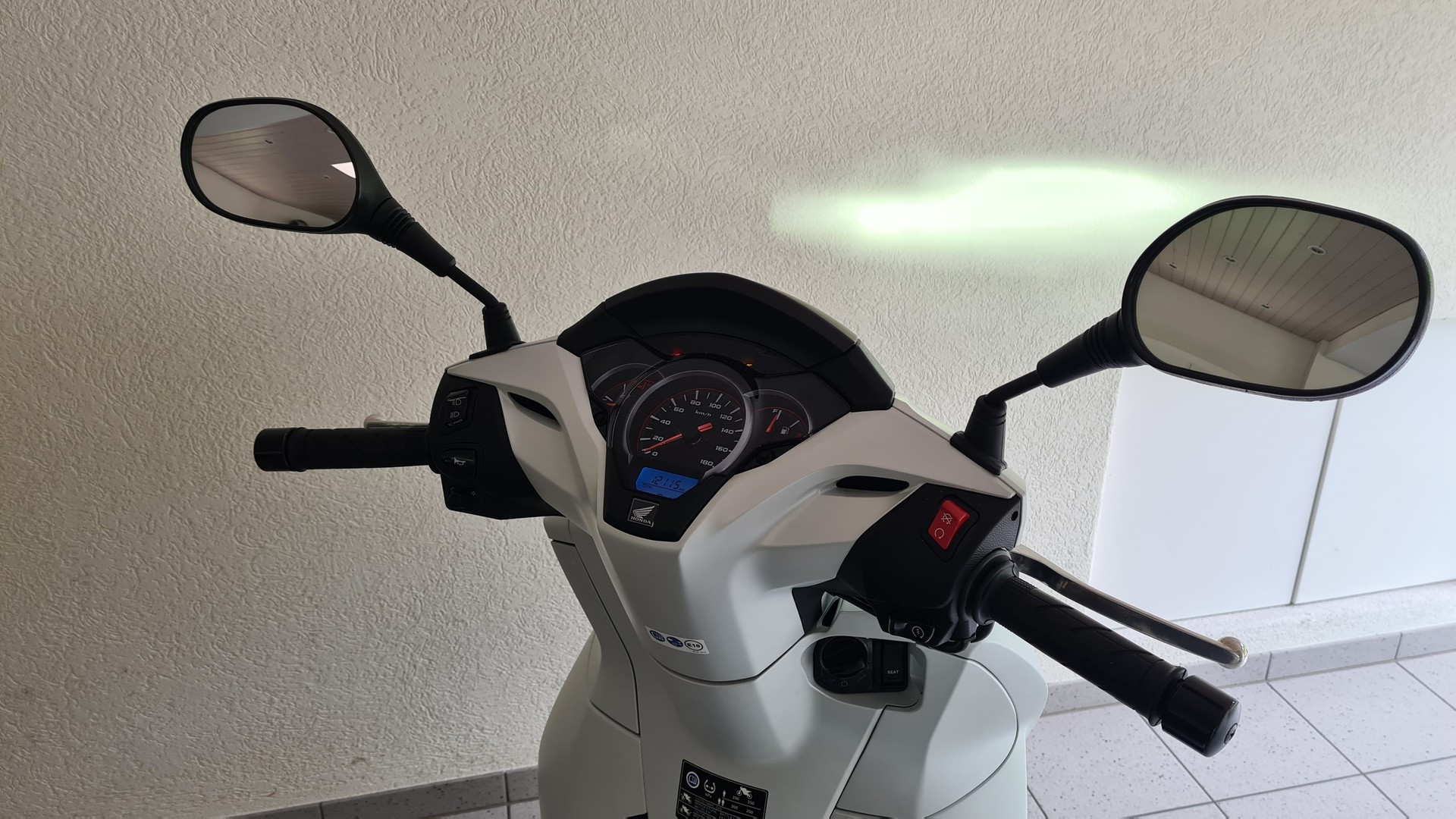 HONDA SH 300 i ABS-image-11