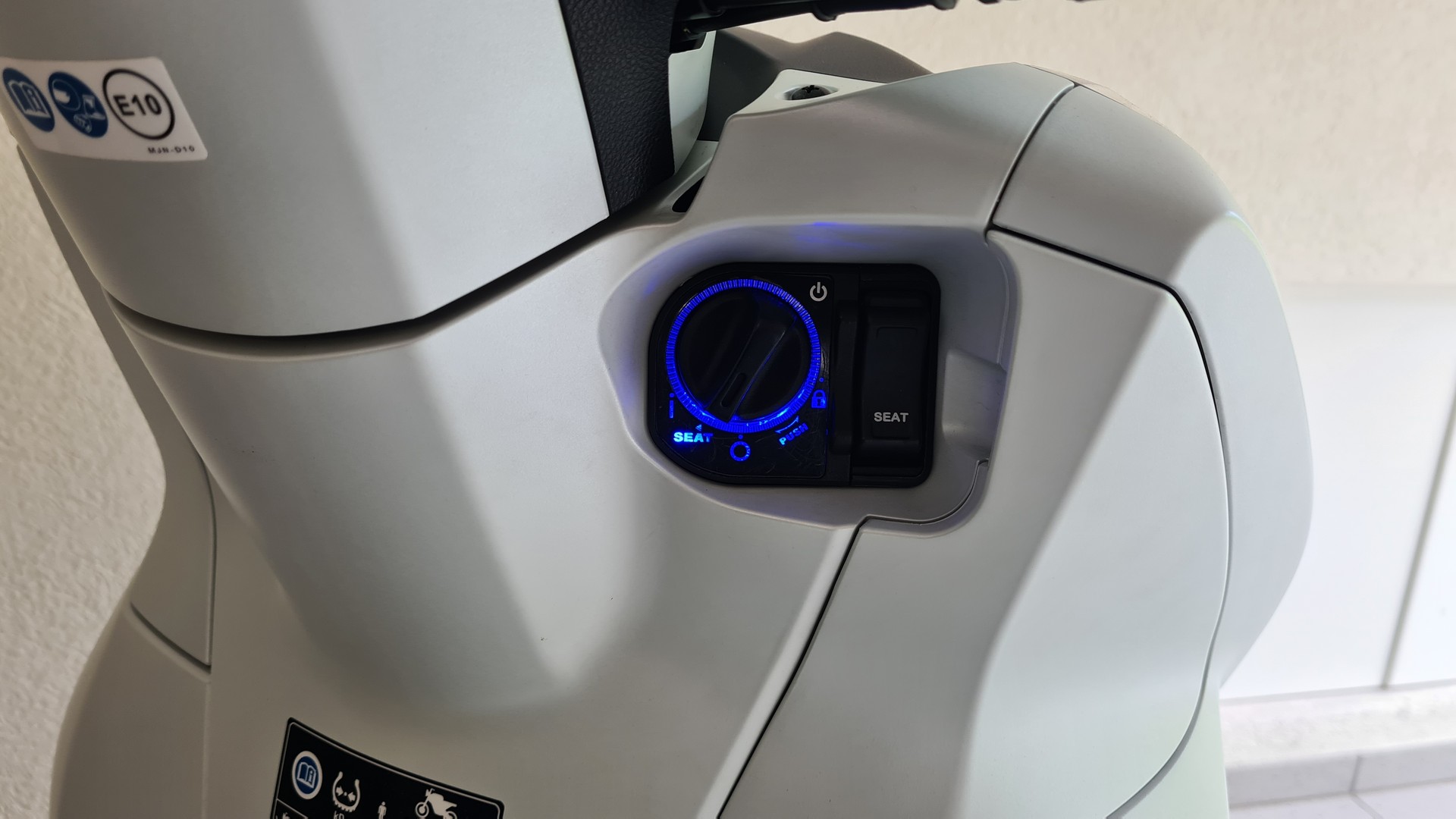 HONDA SH 300 i ABS-image-10