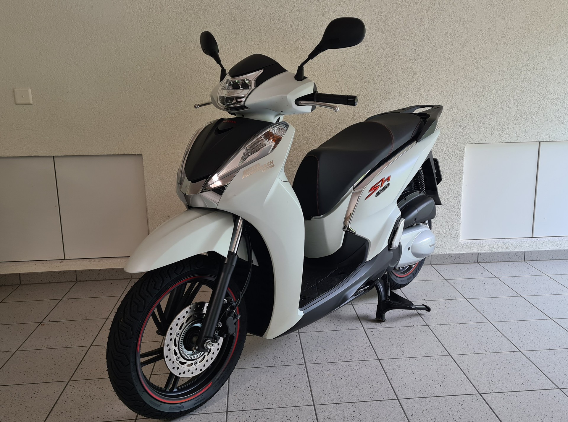HONDA SH 300 i ABS-image-2