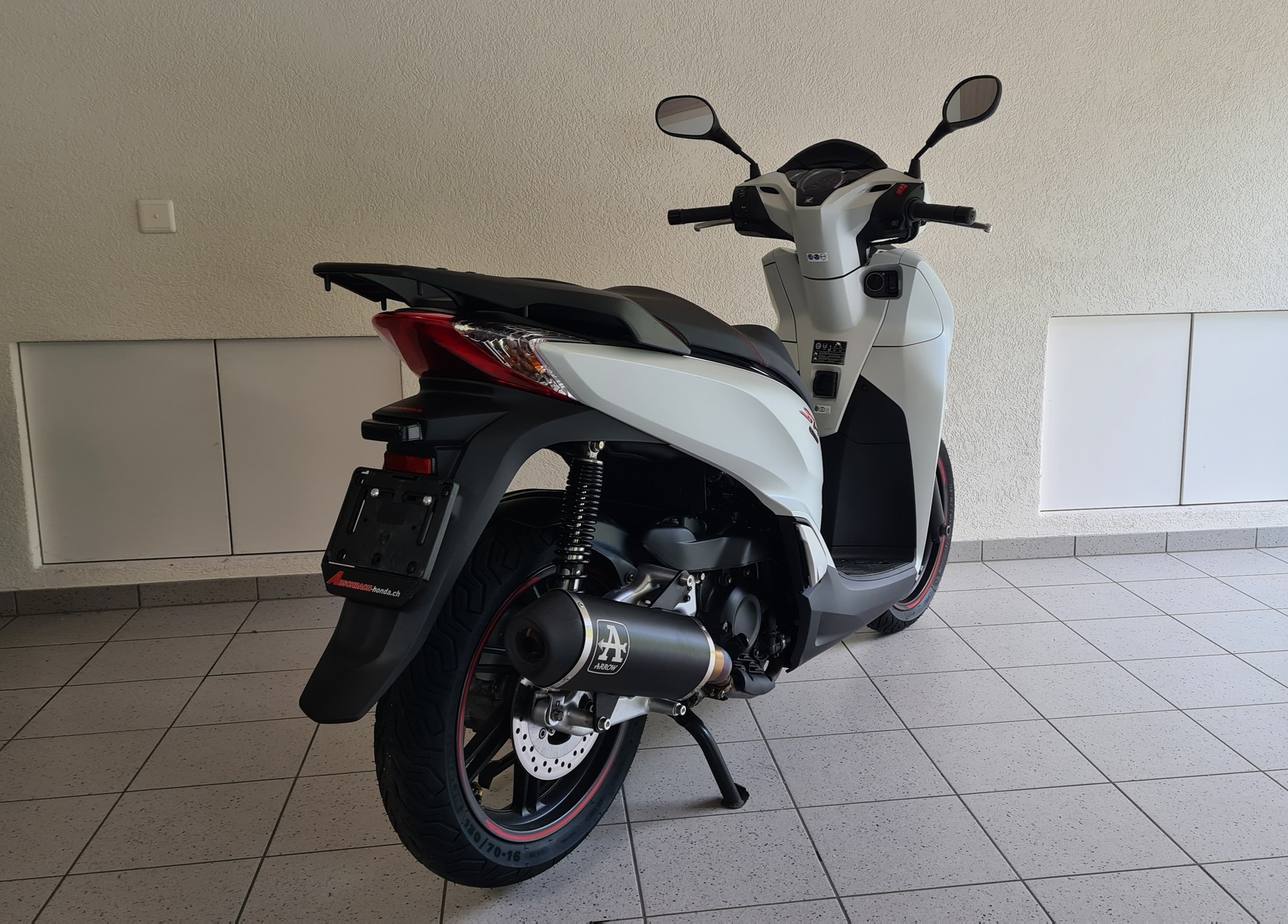 HONDA SH 300 i ABS-image-5