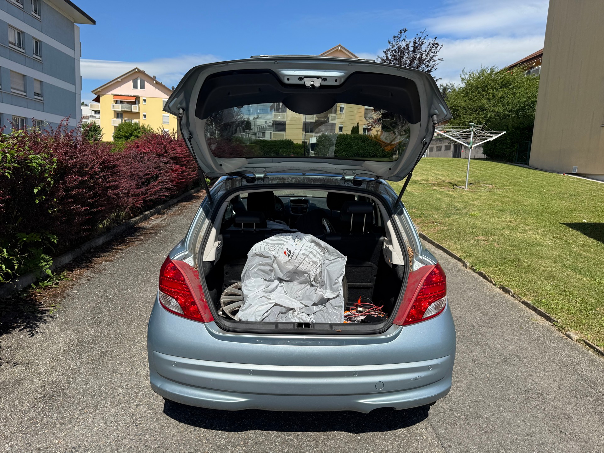 PEUGEOT 207 1.6 16V Sport Automatic-image-8