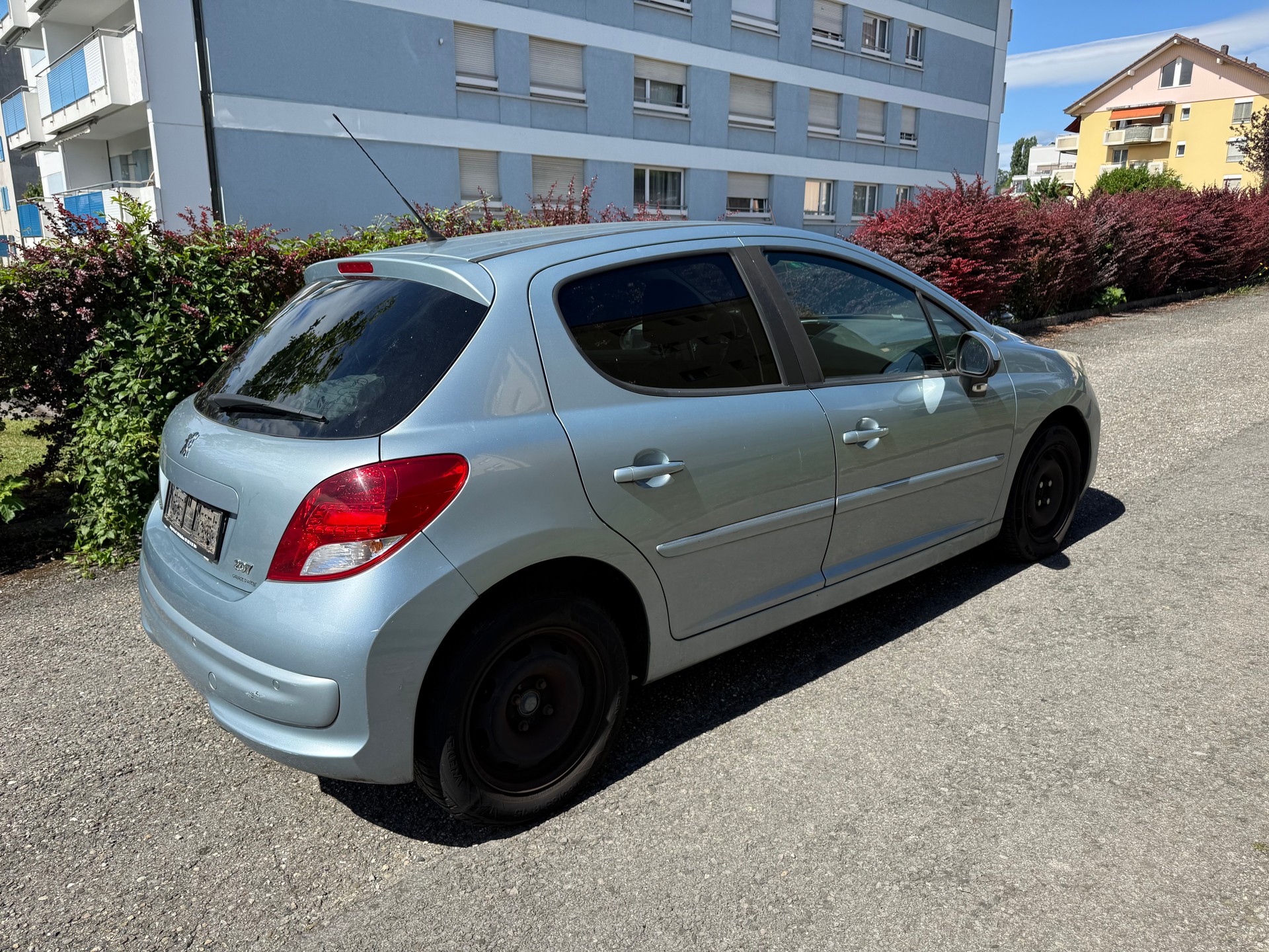 PEUGEOT 207 1.6 16V Sport Automatic-image-4