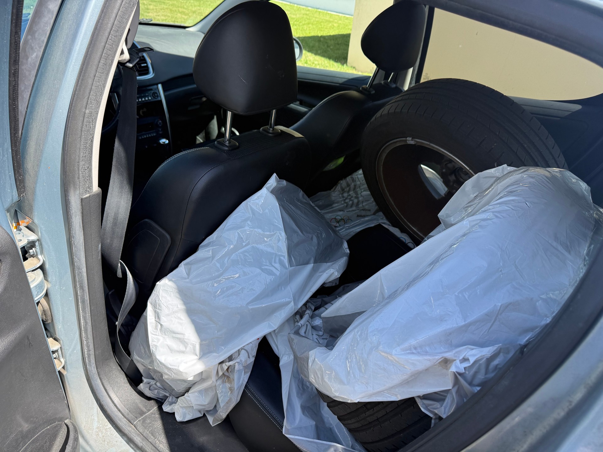 PEUGEOT 207 1.6 16V Sport Automatic-image-9