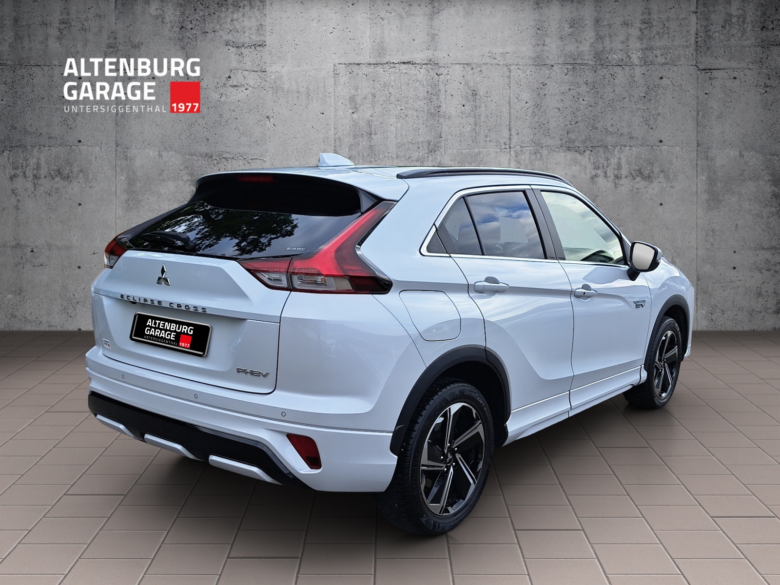 MITSUBISHI Eclipse Cross 2.4 PHEV Instyle 4x4-image-4