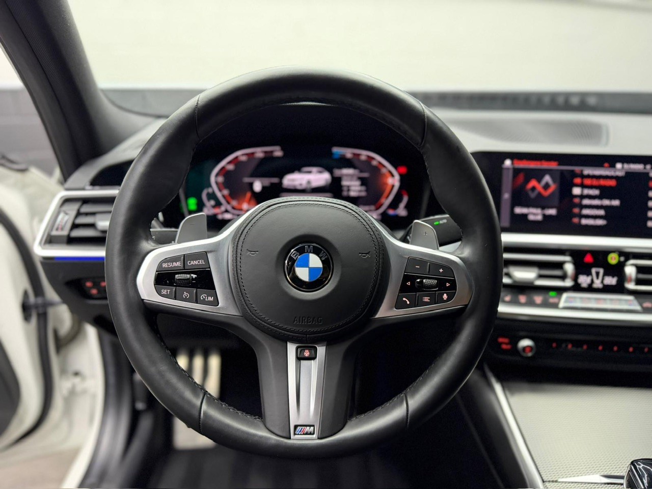BMW 320d xDrive 48V Pure M Sport-image-16