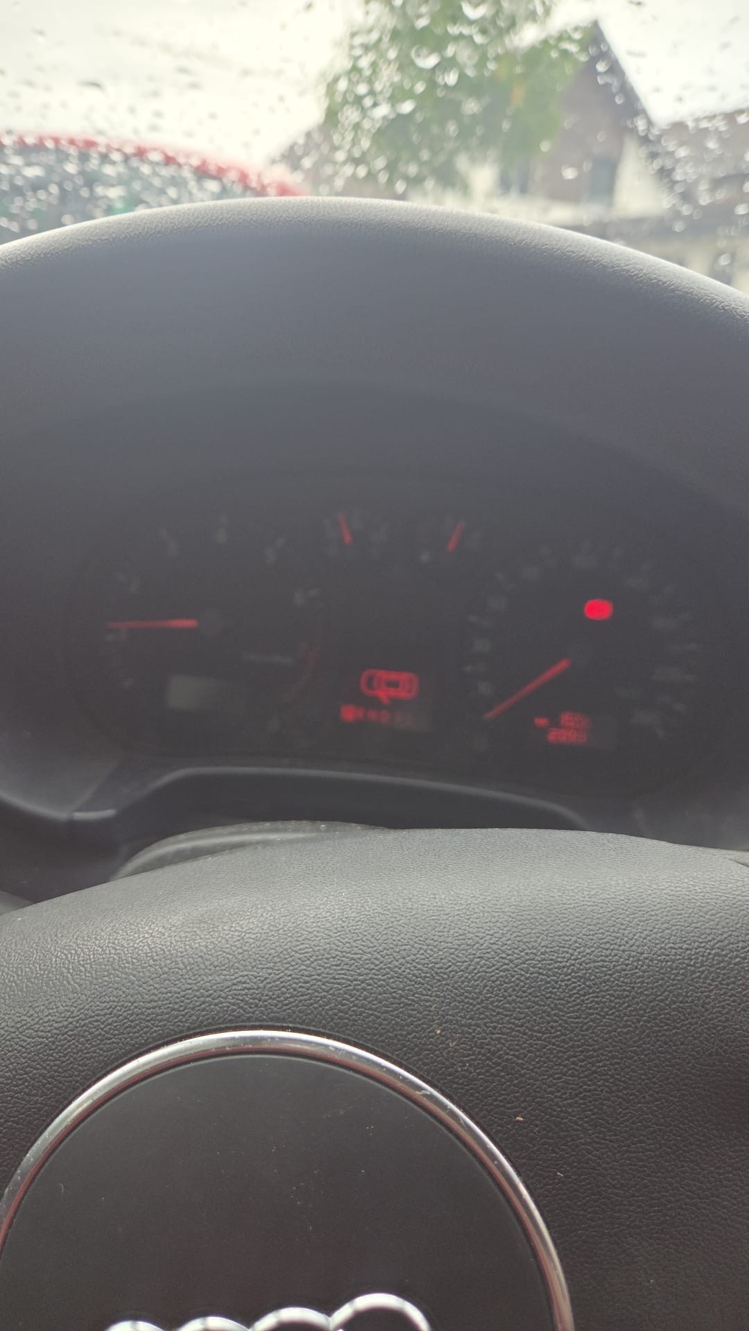 AUDI 1.8 Automatik-image-2