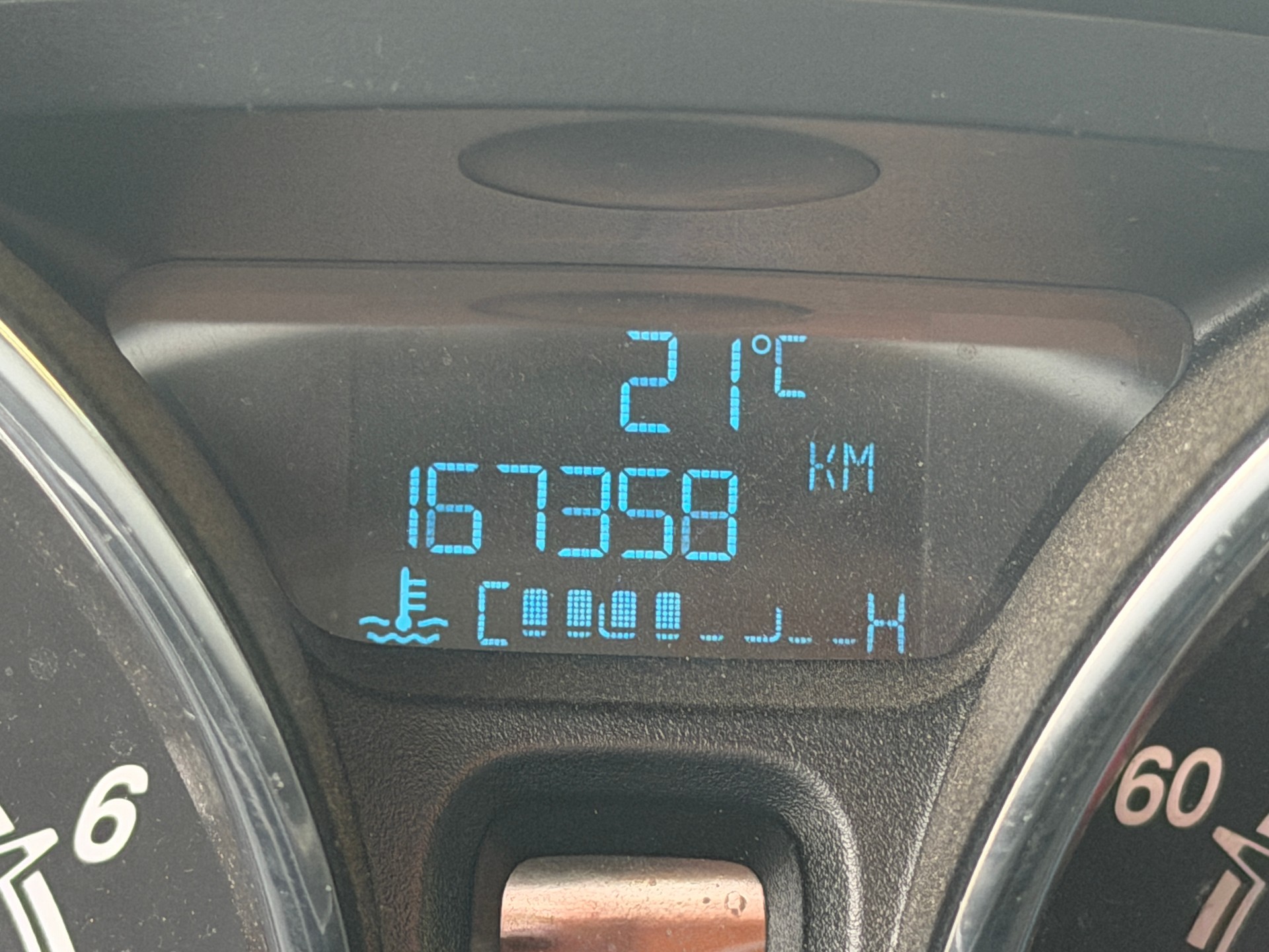 FORD B-Max 1.0 SCTi Titanium-image-8