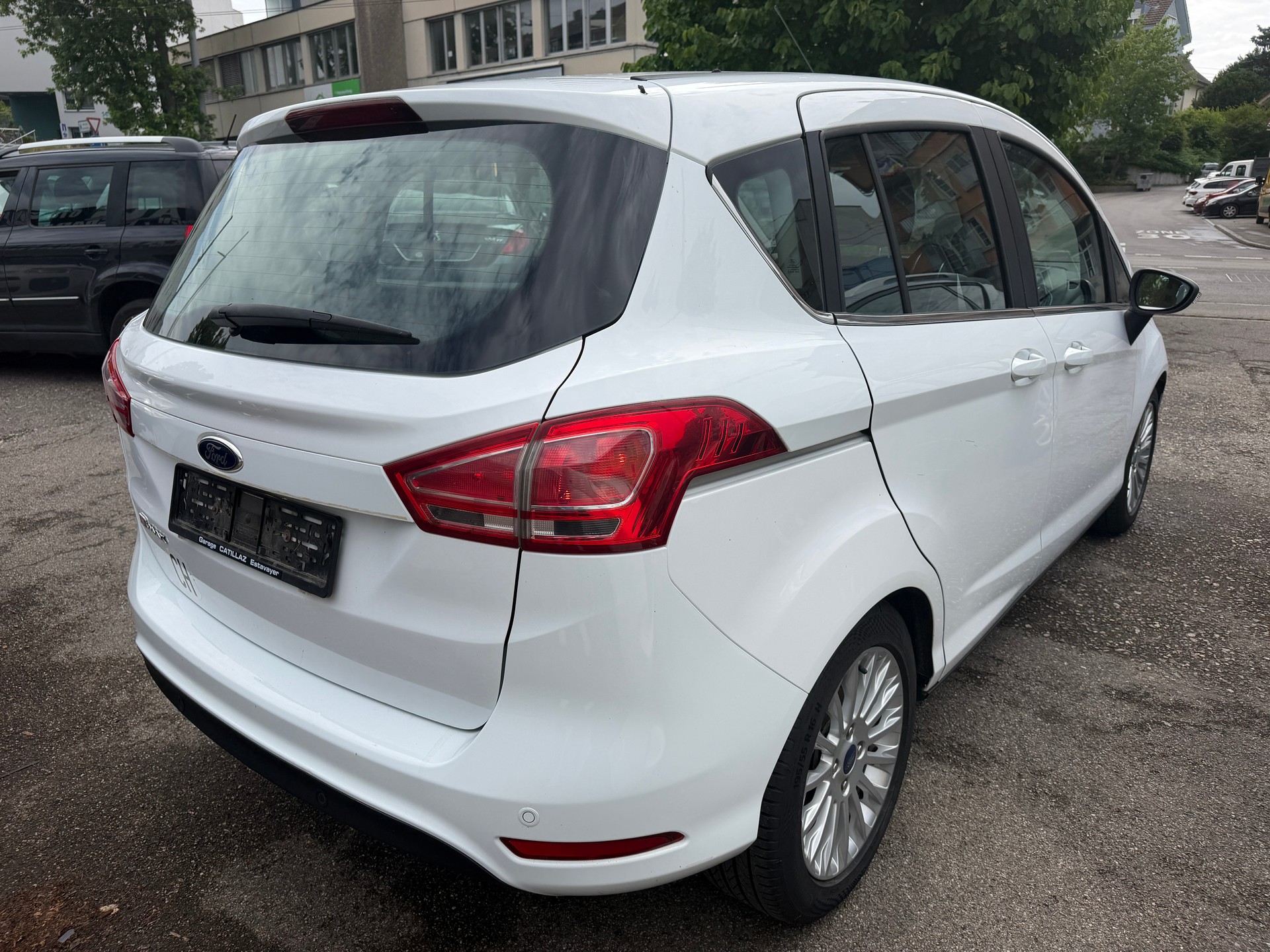 FORD B-Max 1.0 SCTi Titanium-image-5