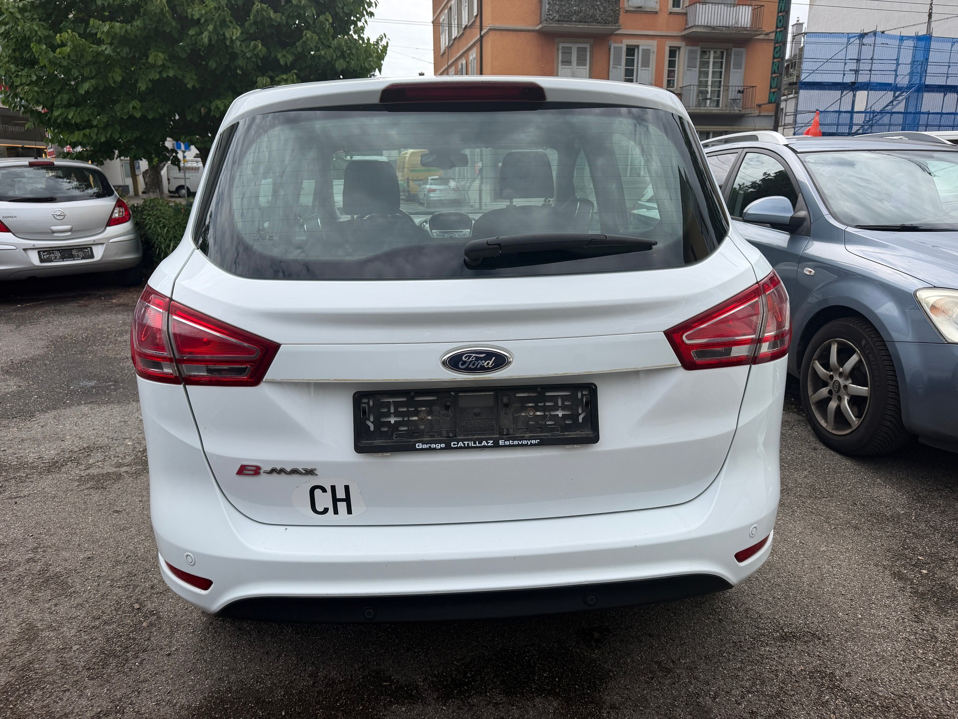 FORD B-Max 1.0 SCTi Titanium-image-4